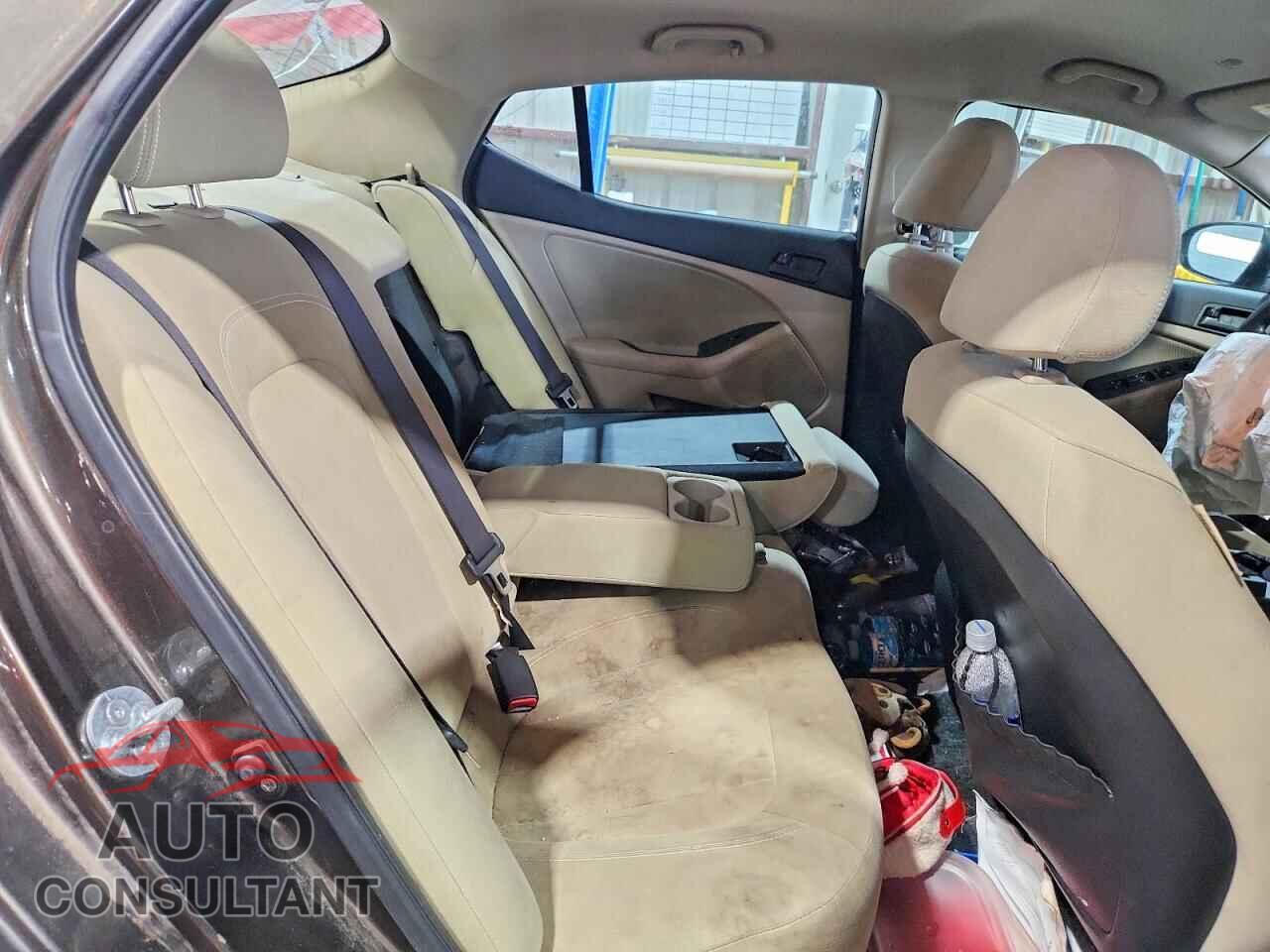 KIA OPTIMA 2011 - KNAGM4A74B5060355