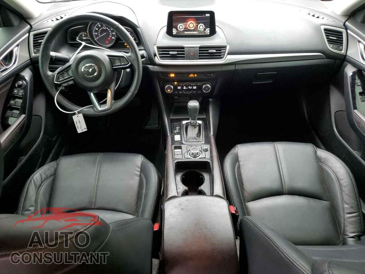 MAZDA 3 2017 - 3MZBN1L75HM106880