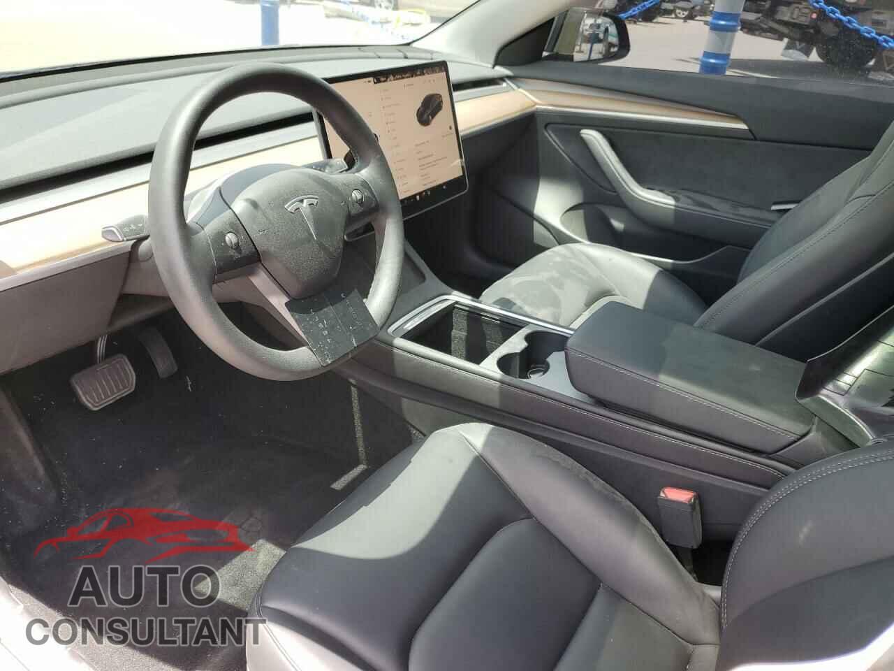 TESLA MODEL 3 2023 - 5YJ3E1EA8PF490138