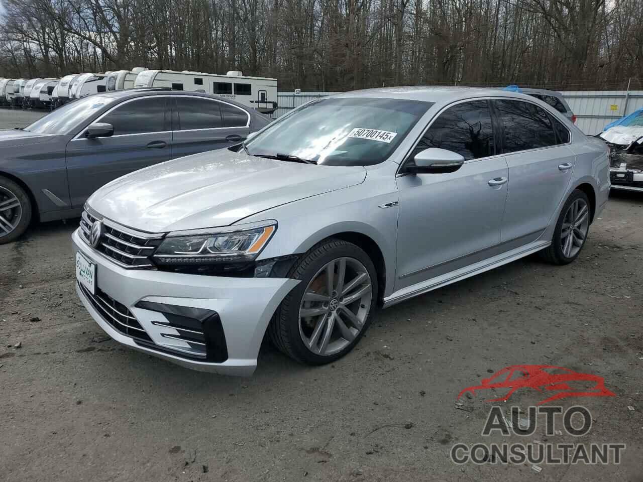 VOLKSWAGEN PASSAT 2017 - 1VWDT7A32HC057253