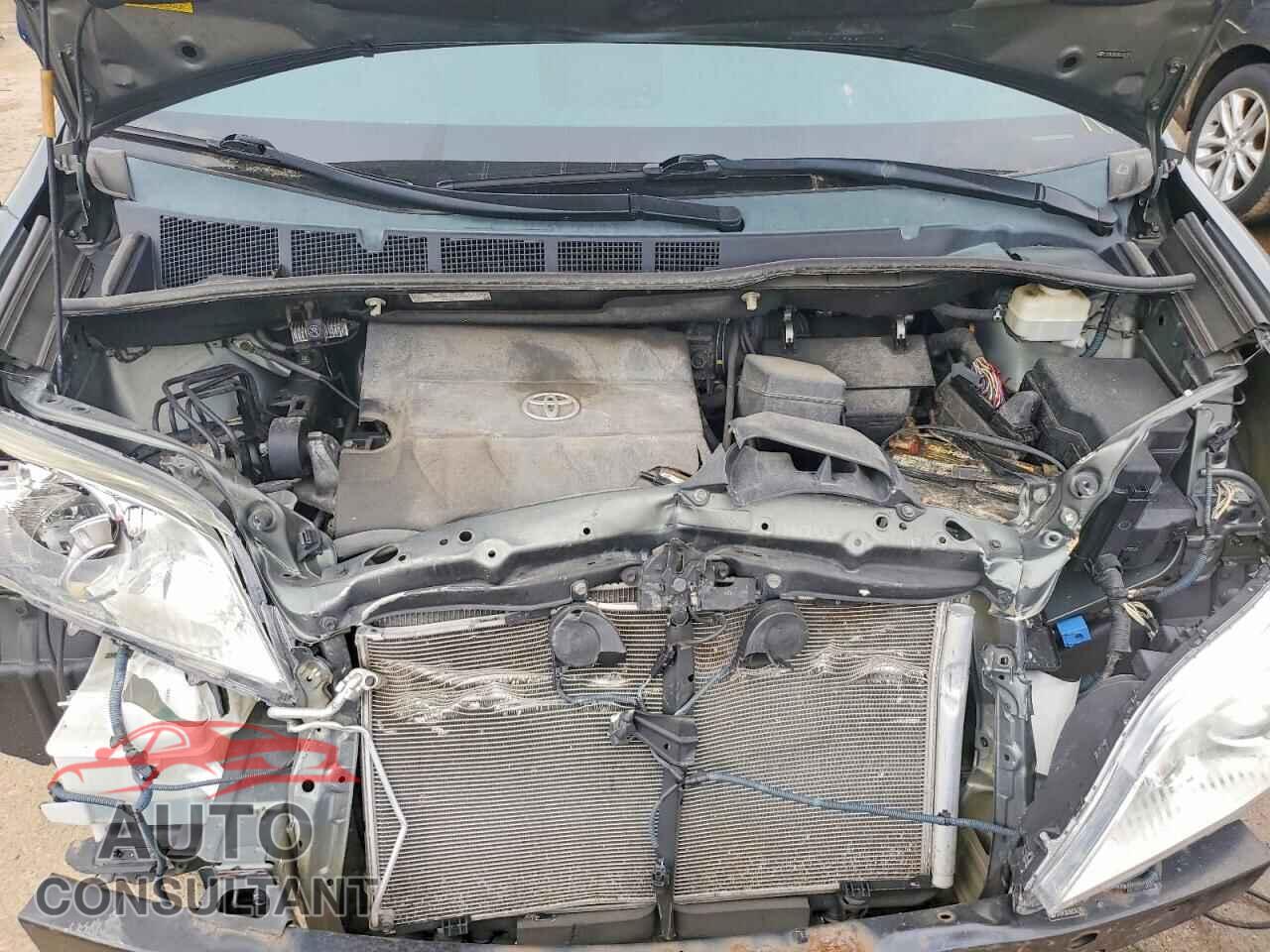TOYOTA SIENNA 2013 - 5TDYK3DC8DS361305
