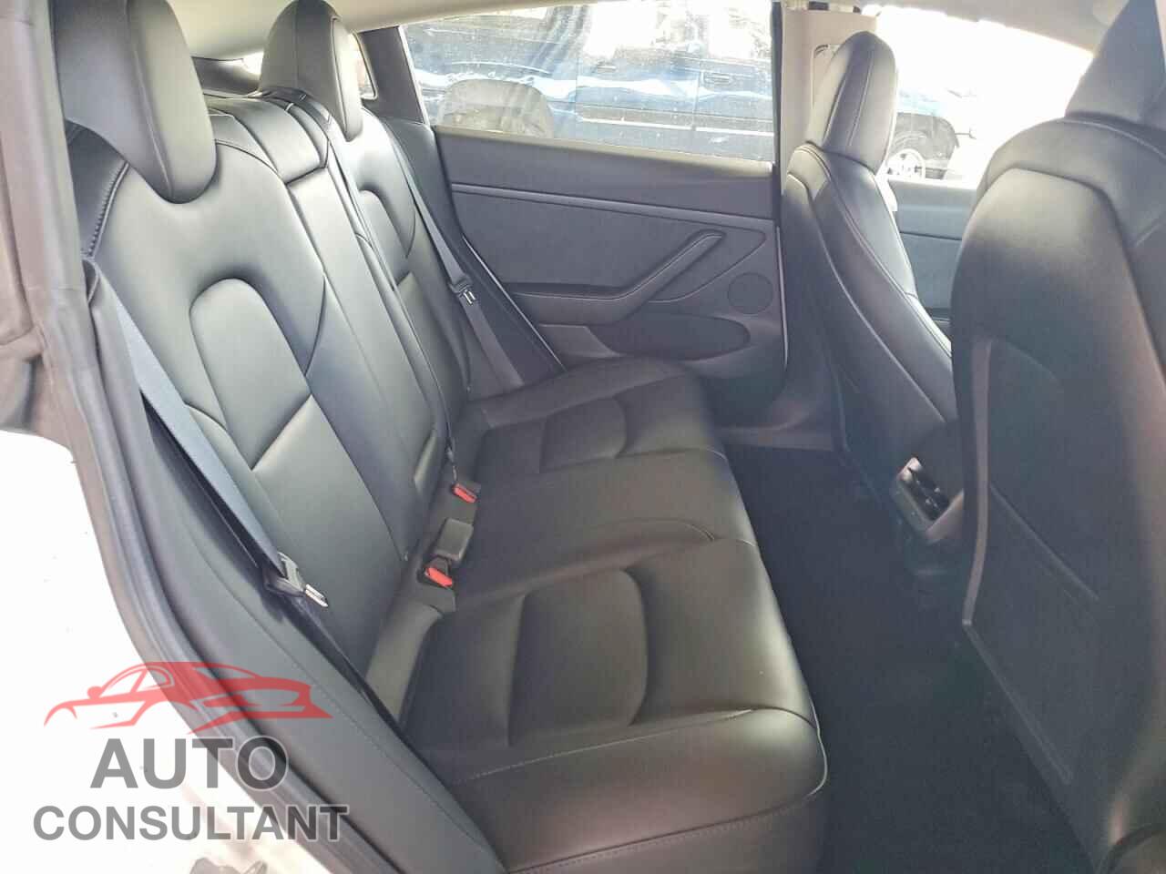 TESLA MODEL 3 2021 - 5YJ3E1EA4MF096227