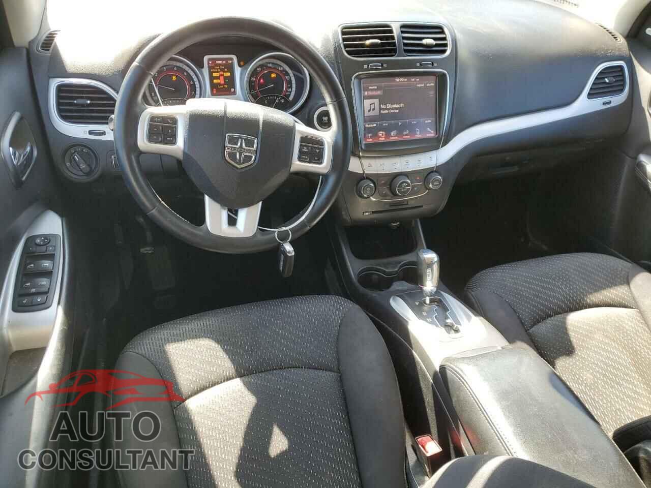 DODGE JOURNEY 2015 - 3C4PDCBG2FT632296