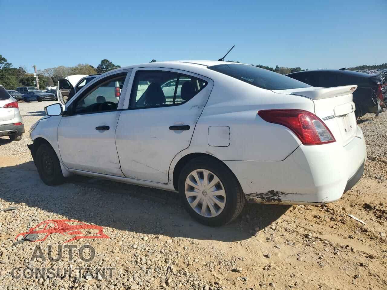 NISSAN VERSA 2019 - 3N1CN7AP6KL824872