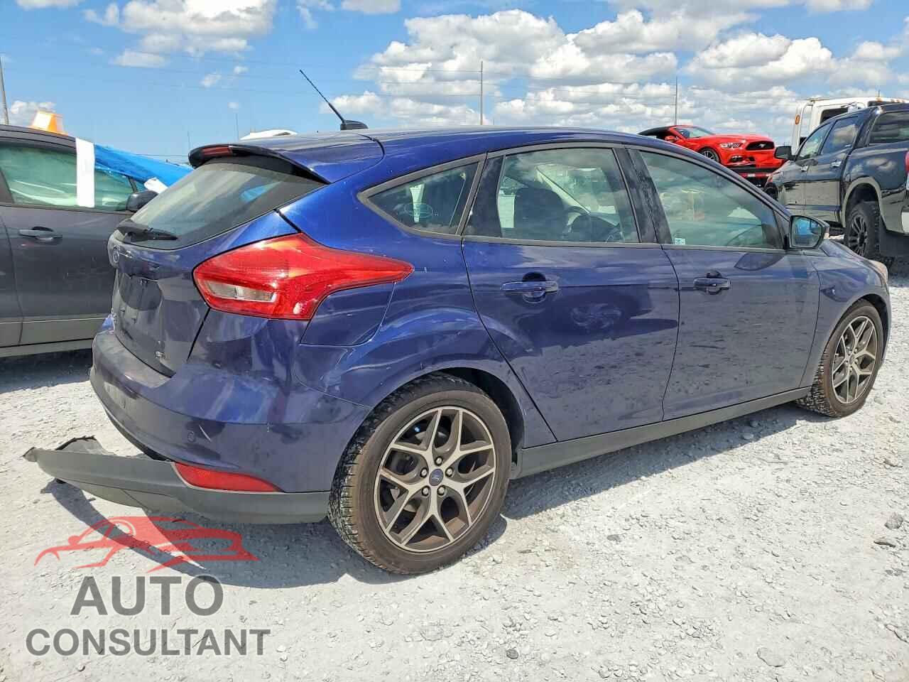 FORD FOCUS 2017 - 1FADP3M29HL294542
