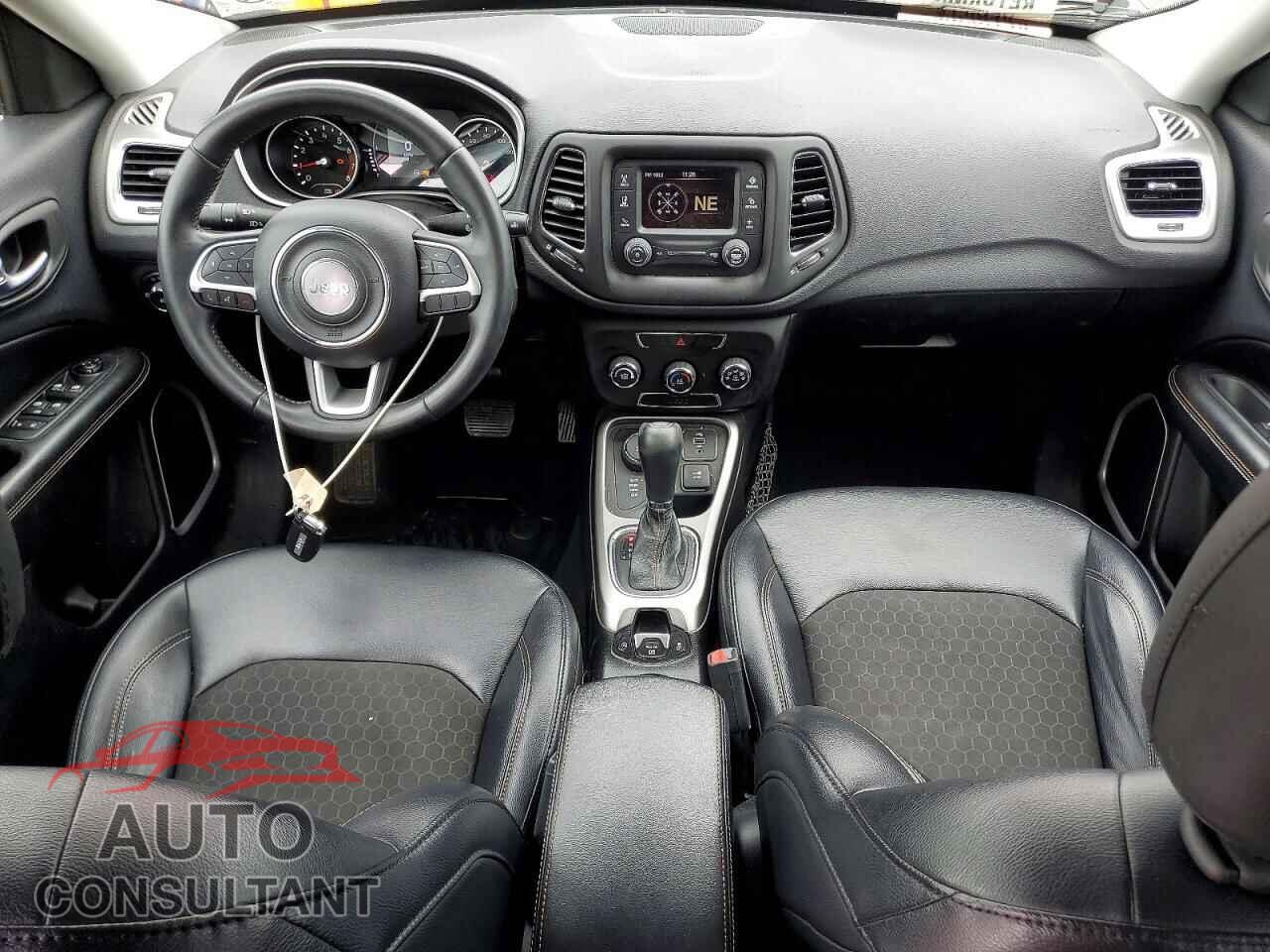 JEEP COMPASS 2017 - 3C4NJDBB5HT651745