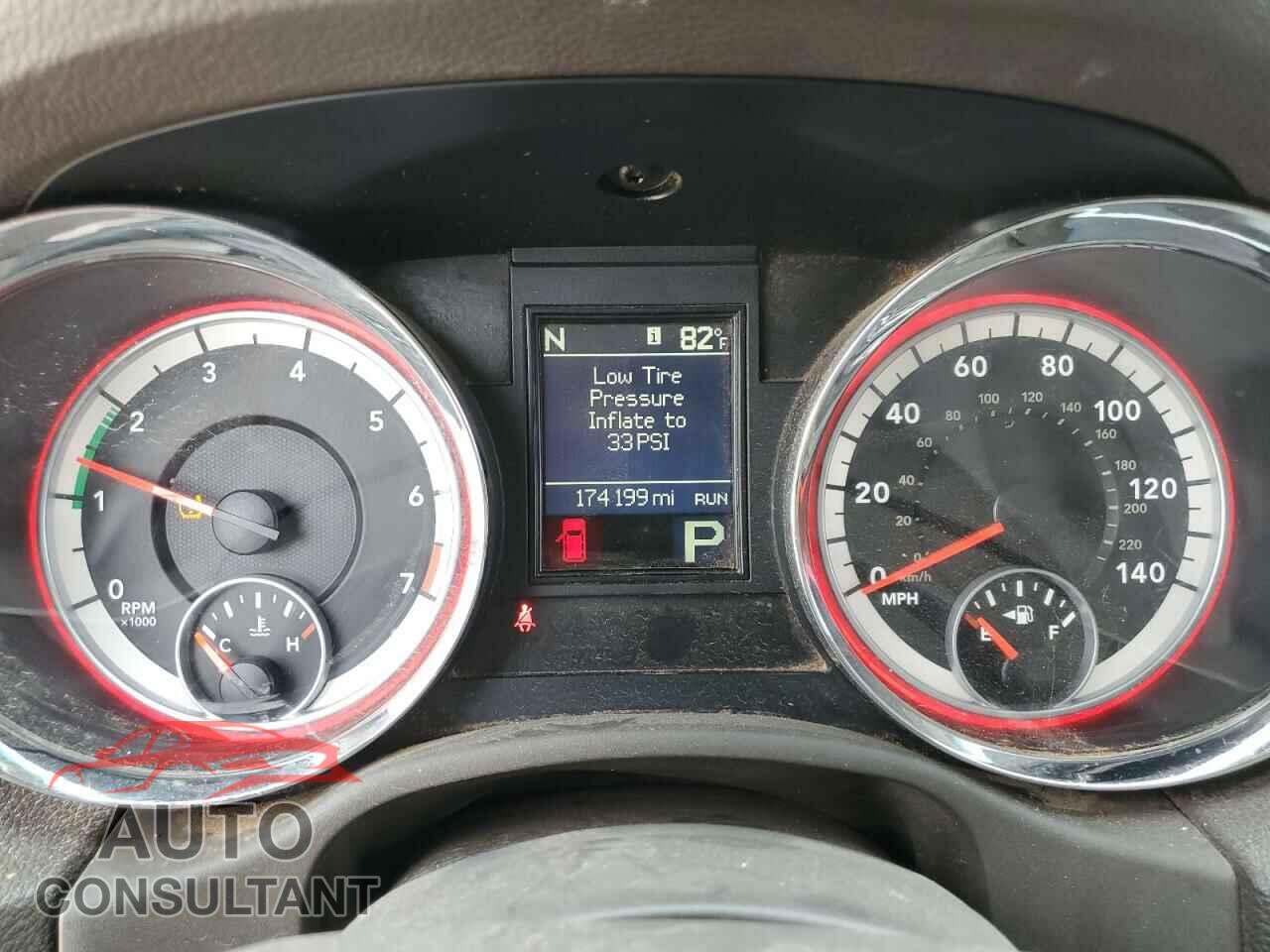 DODGE DURANGO 2013 - 1C4RDHAG5DC558923