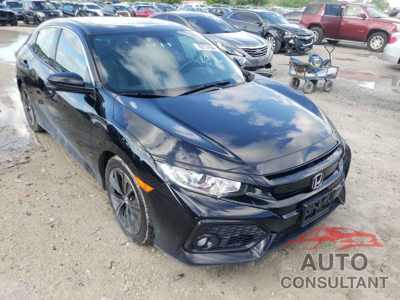 HONDA CIVIC 2018 - SHHFK7H77JU405384