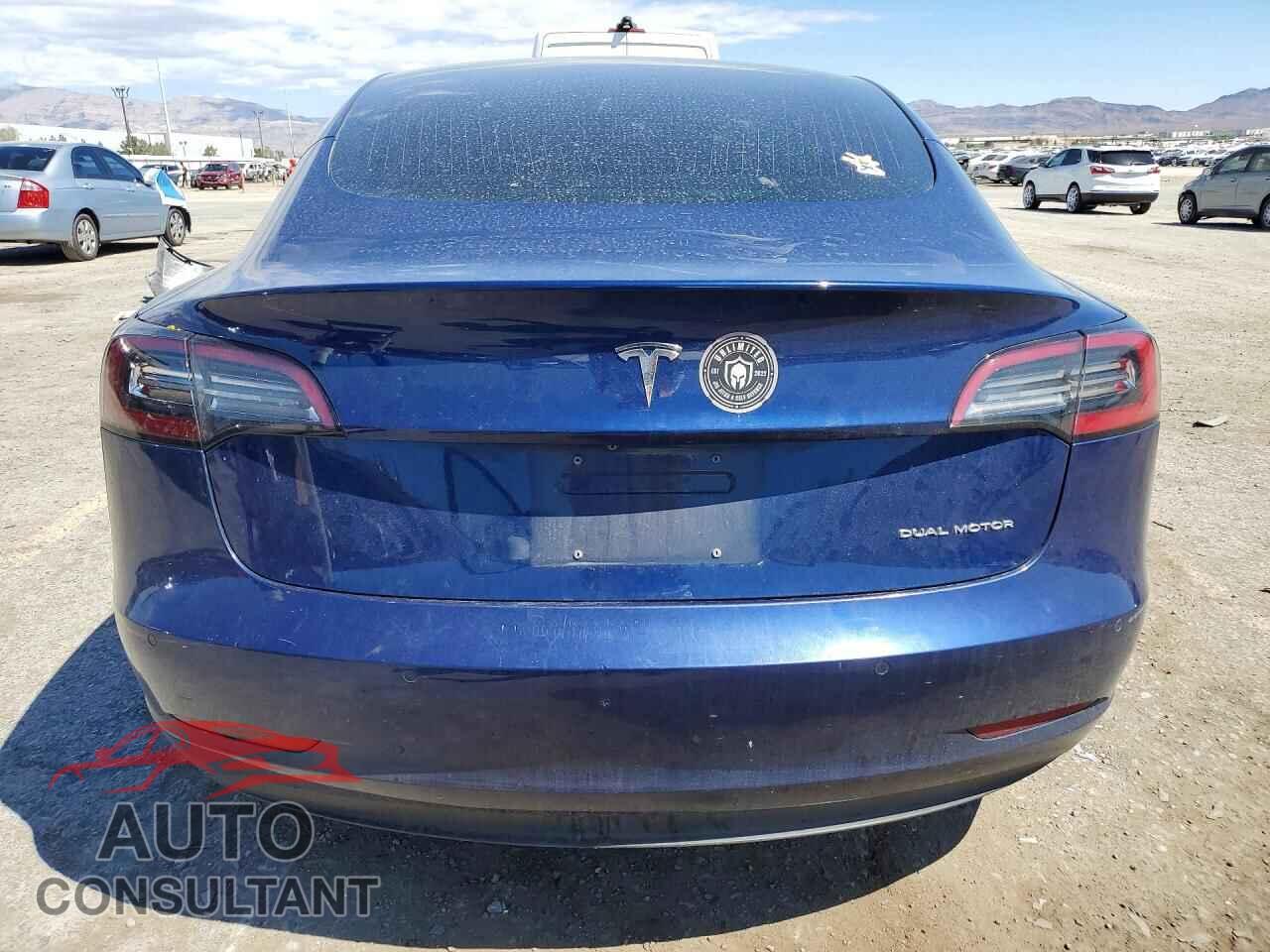 TESLA MODEL 3 2018 - 5YJ3E1EB4JF114858