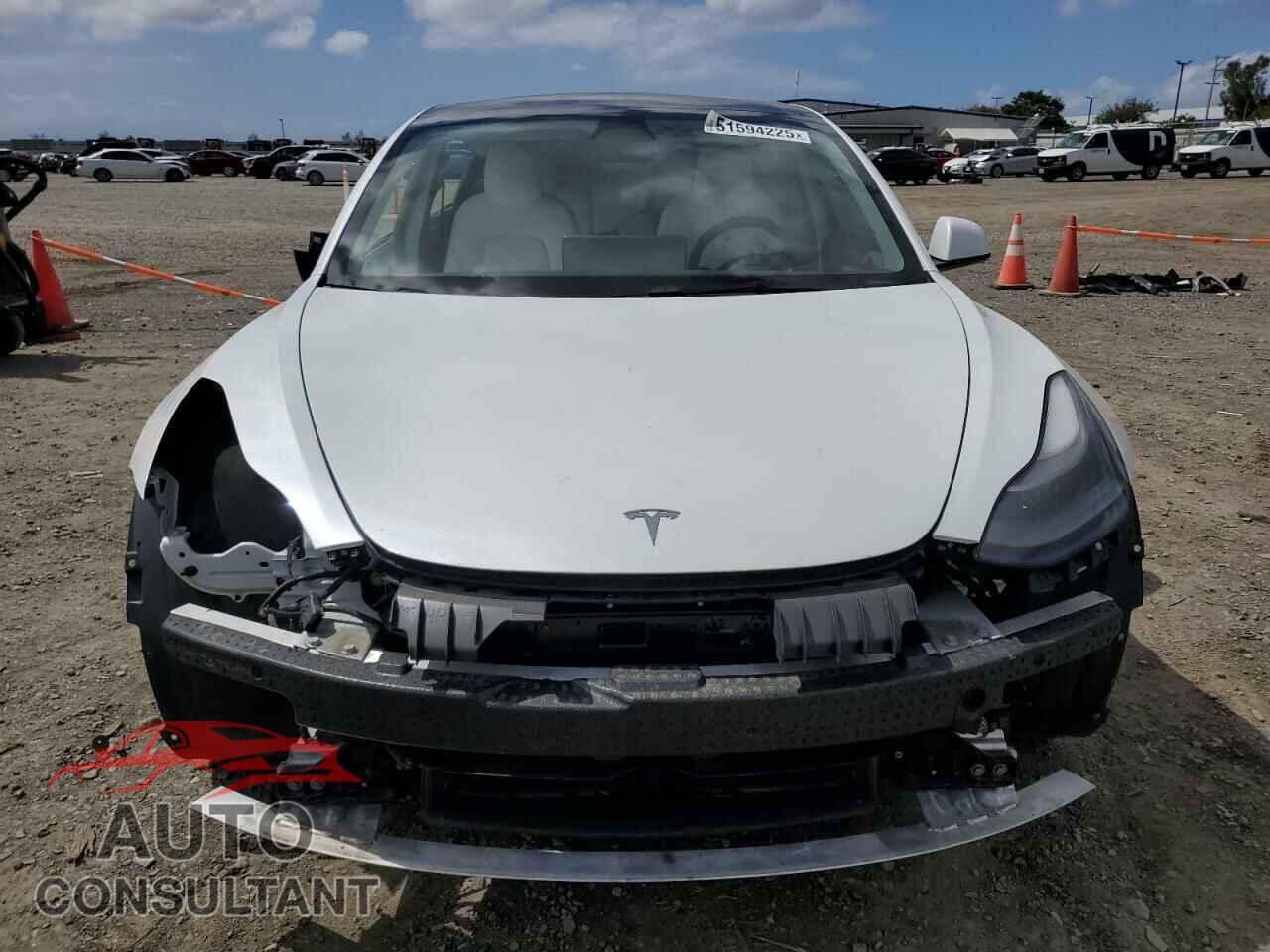 TESLA MODEL 3 2022 - 5YJ3E1EB3NF278155