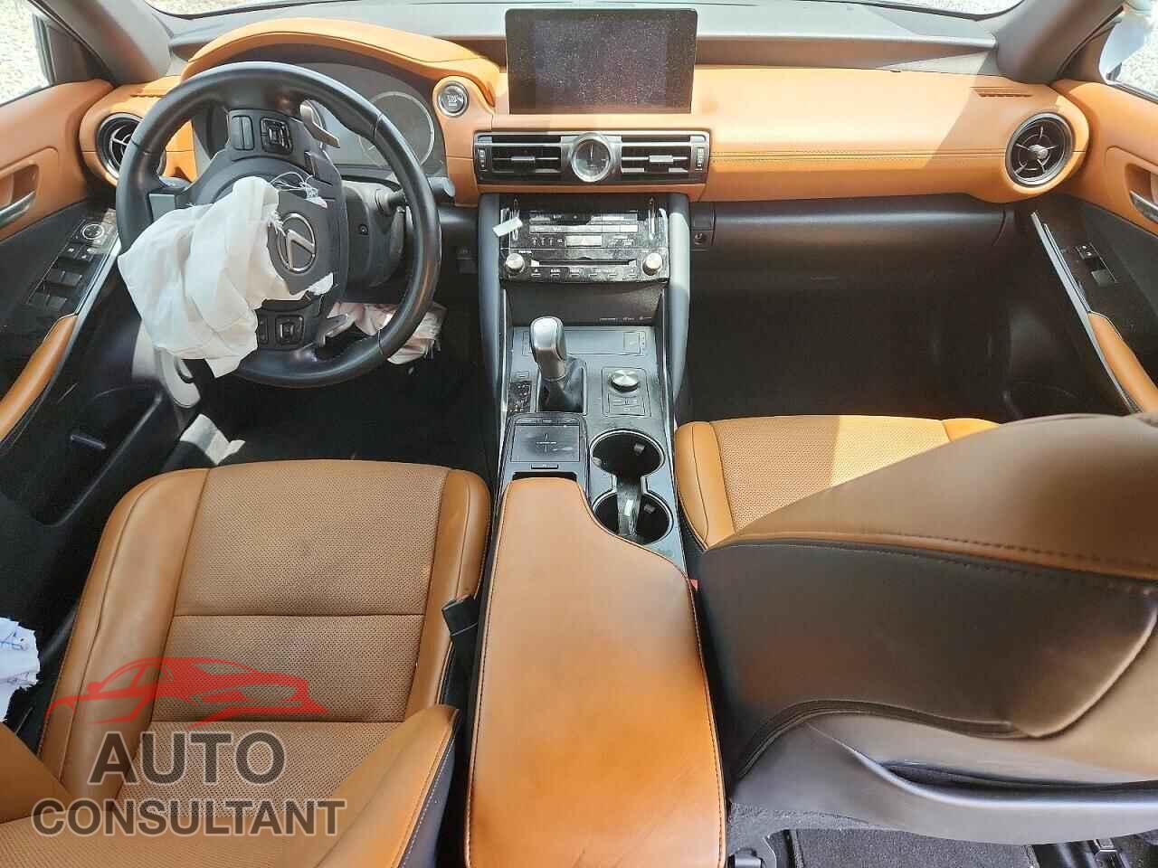 LEXUS IS 2024 - JTHBA1D2XR5131619