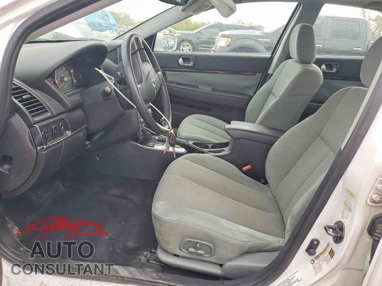 MITSUBISHI GALANT 2011 - 4A32B3FFXBE010246