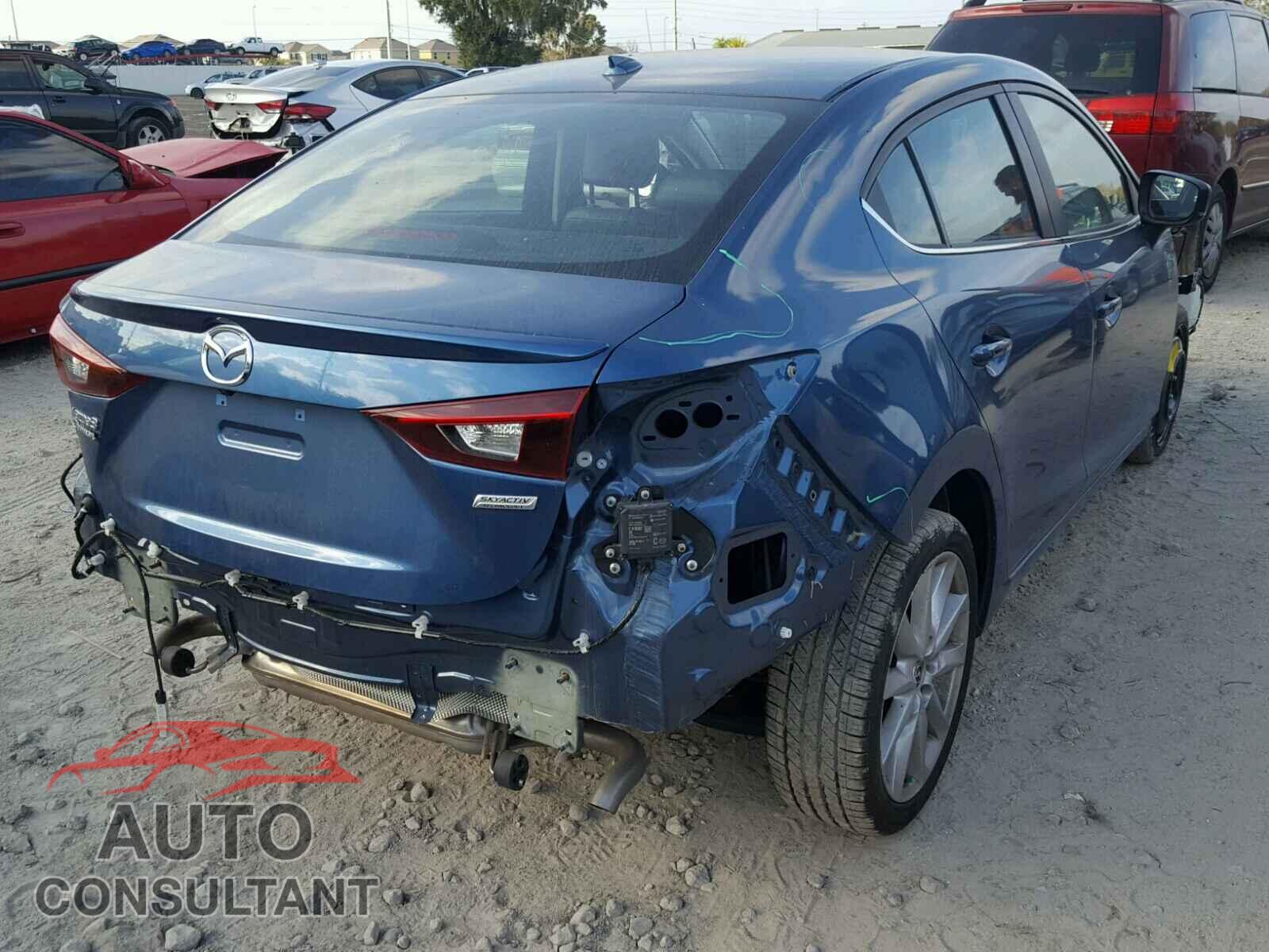 MAZDA 3 2017 - 3MZBN1W31HM132479