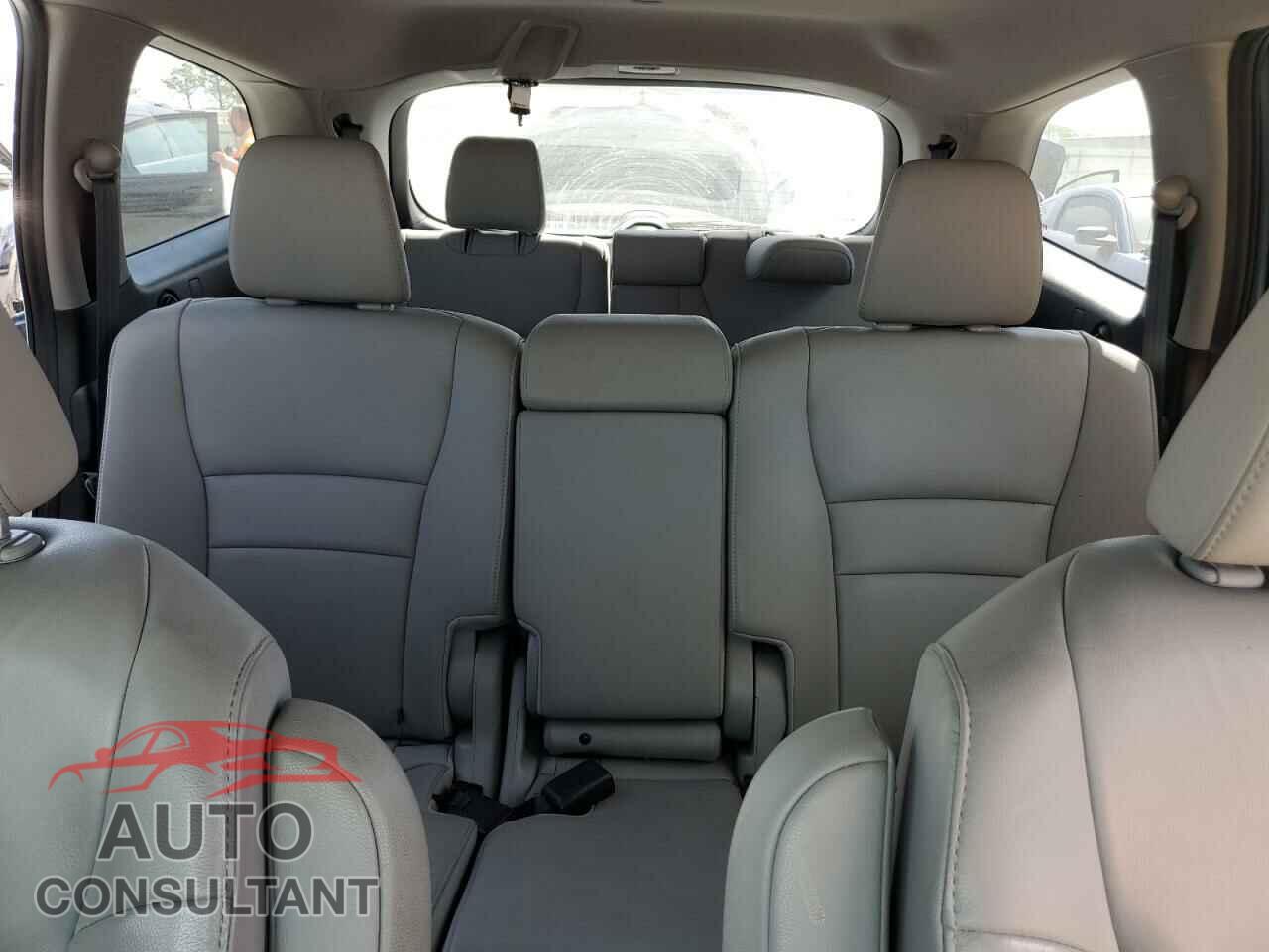 HONDA PILOT 2019 - 5FNYF5H55KB026855