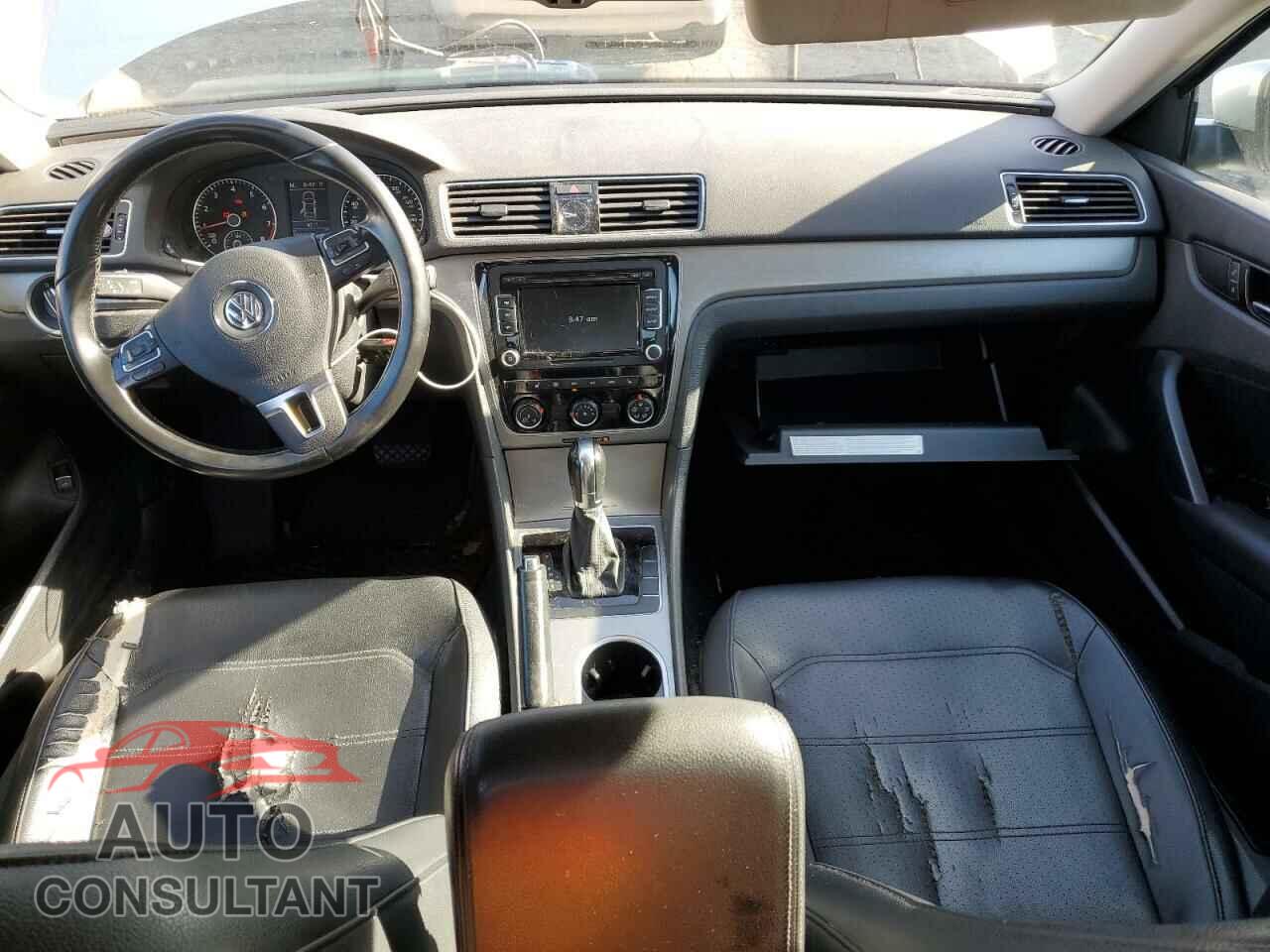VOLKSWAGEN PASSAT 2014 - 1VWBP7A38EC008825