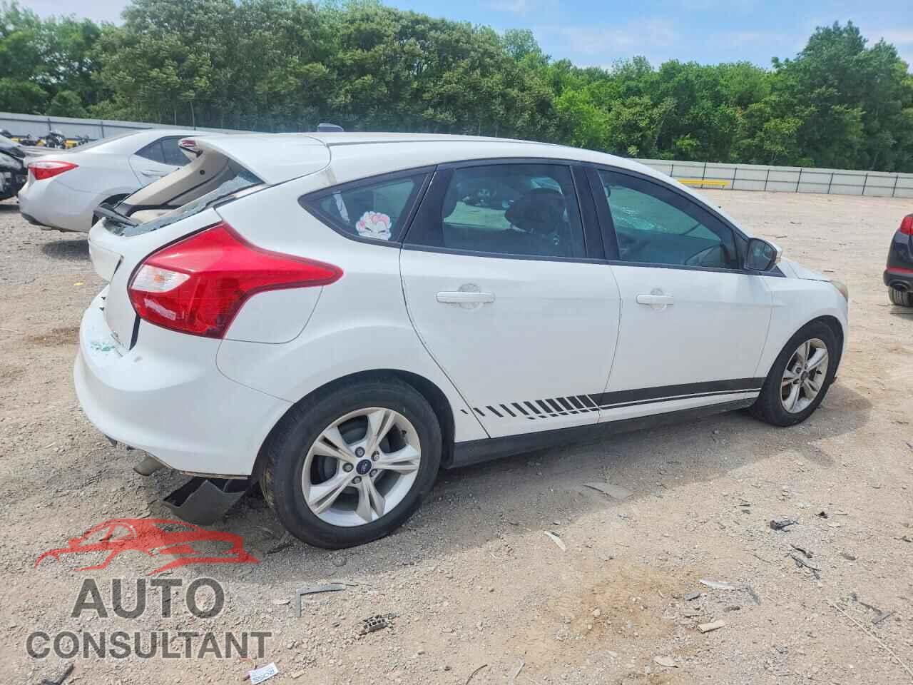 FORD FOCUS 2014 - 1FADP3K26EL429877