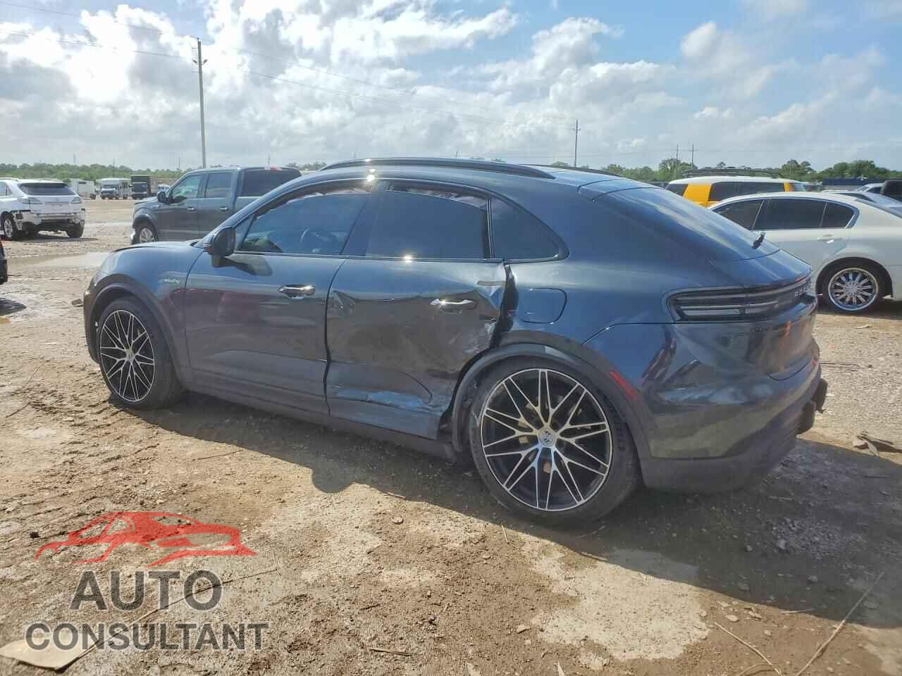 PORSCHE MACAN 2024 - WP1AA2XA0RL001362
