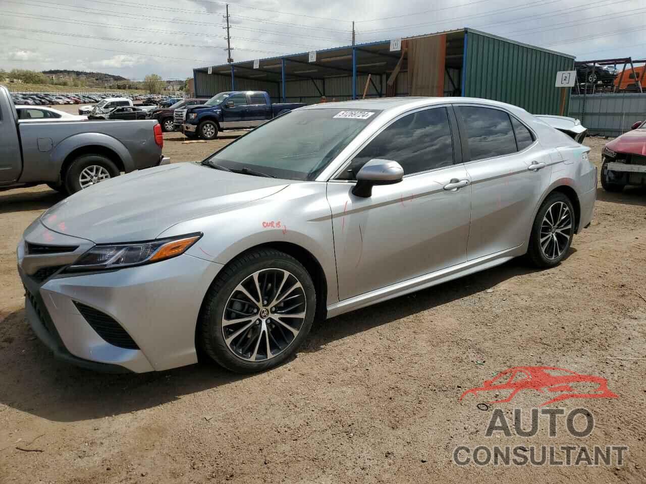 TOYOTA CAMRY 2018 - JTNB11HK0J3020472