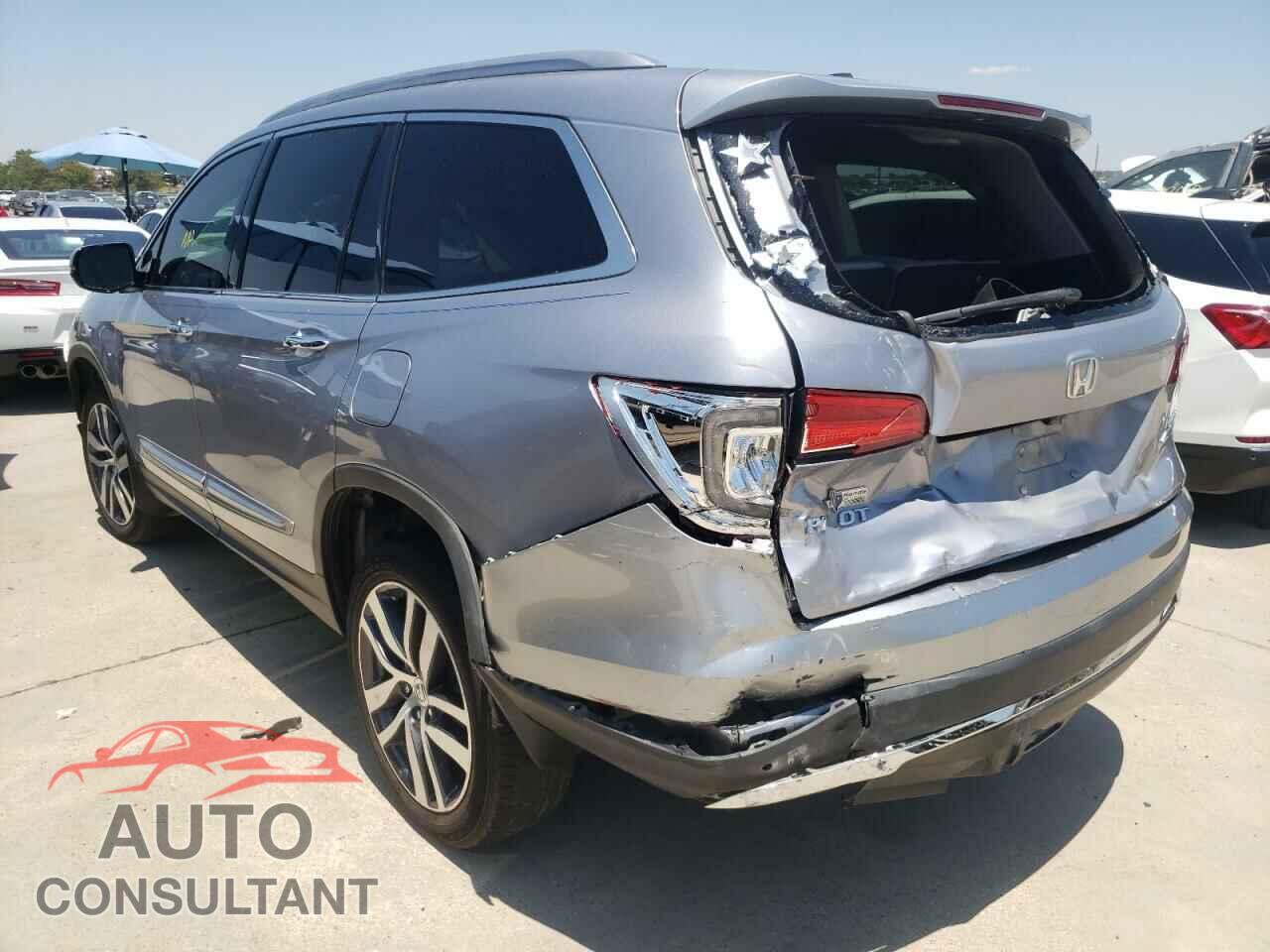 HONDA PILOT 2017 - 5FNYF6H06HB089918