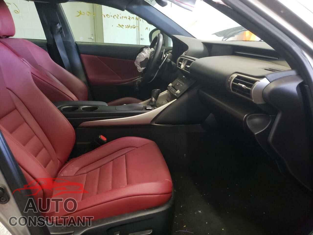 LEXUS IS 2016 - JTHCE1D25G5010339