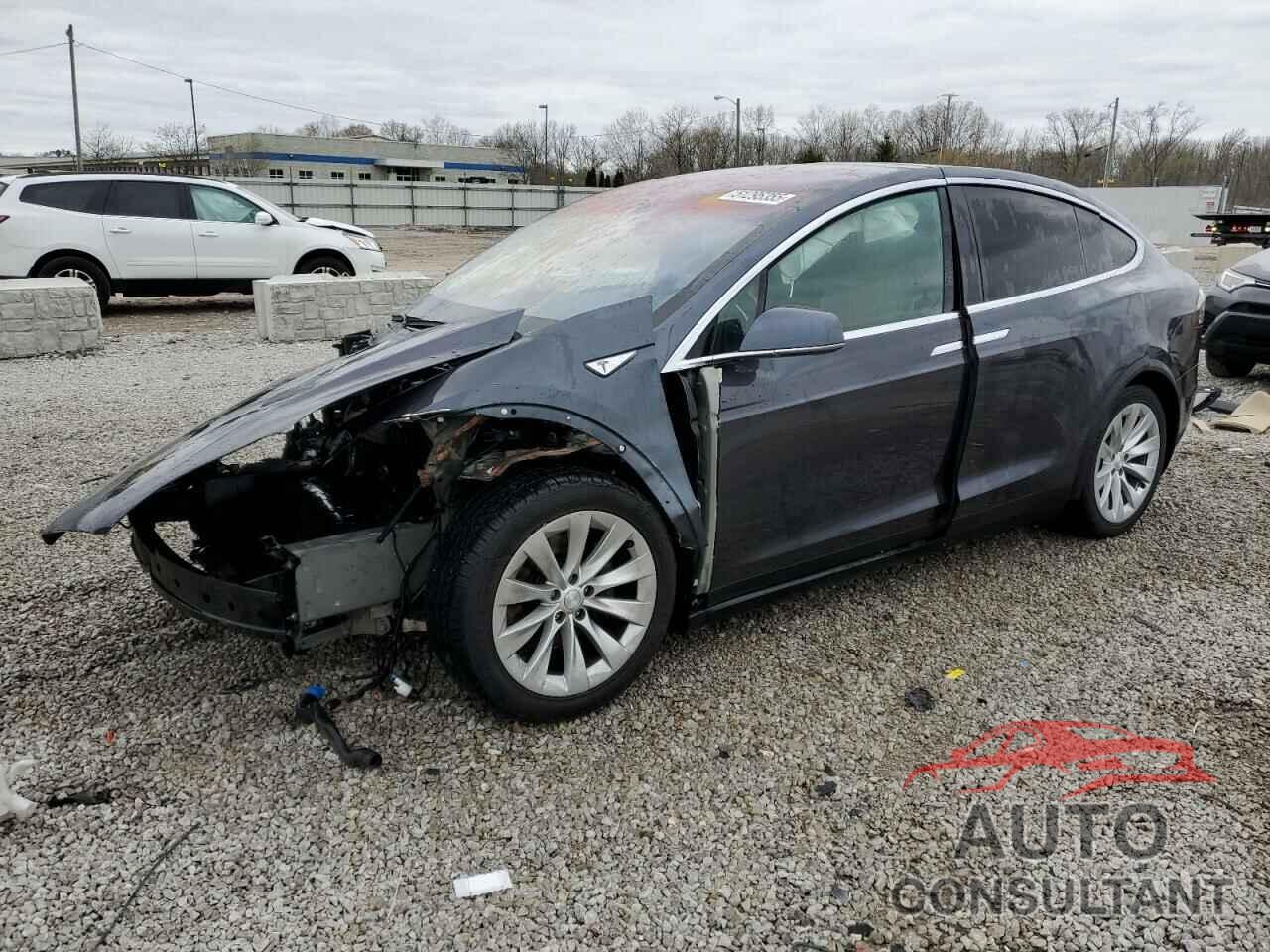 TESLA MODEL X 2016 - 5YJXCBE20GF005402