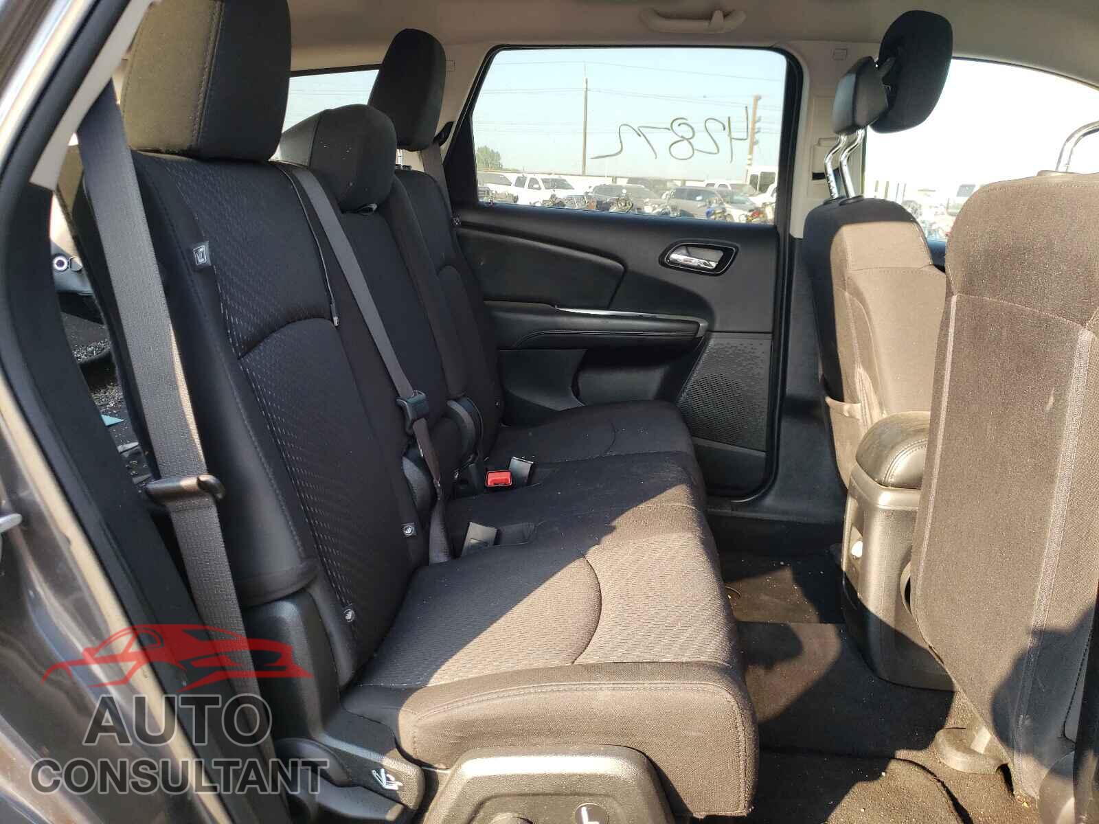 DODGE JOURNEY 2018 - 3C4PDCBB3JT381740