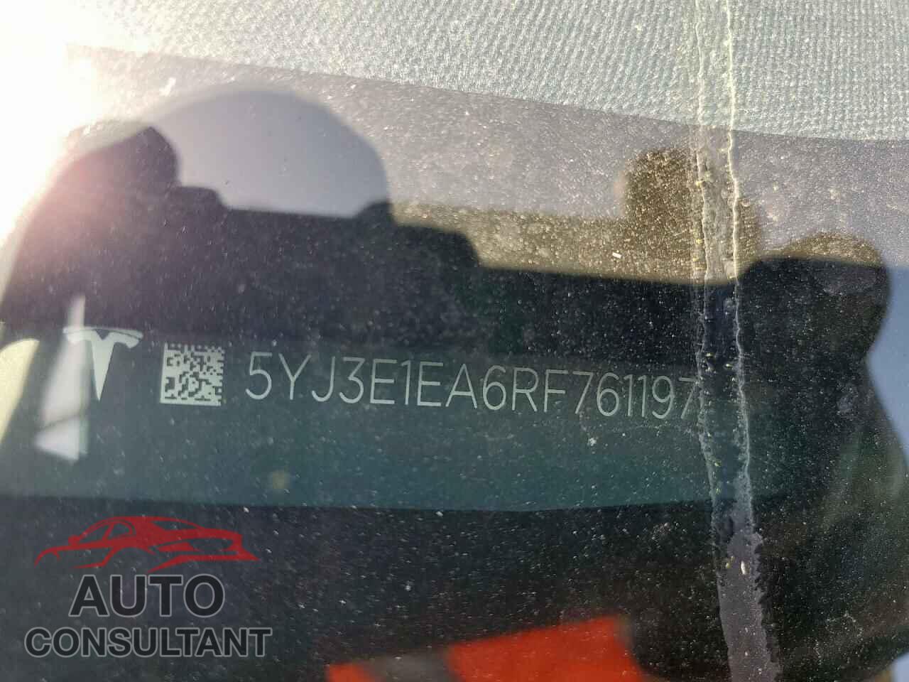 TESLA MODEL 3 2024 - 5YJ3E1EA6RF761197