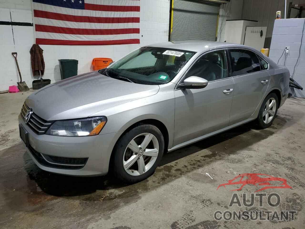 VOLKSWAGEN PASSAT 2012 - 1VWBP7A36CC081303