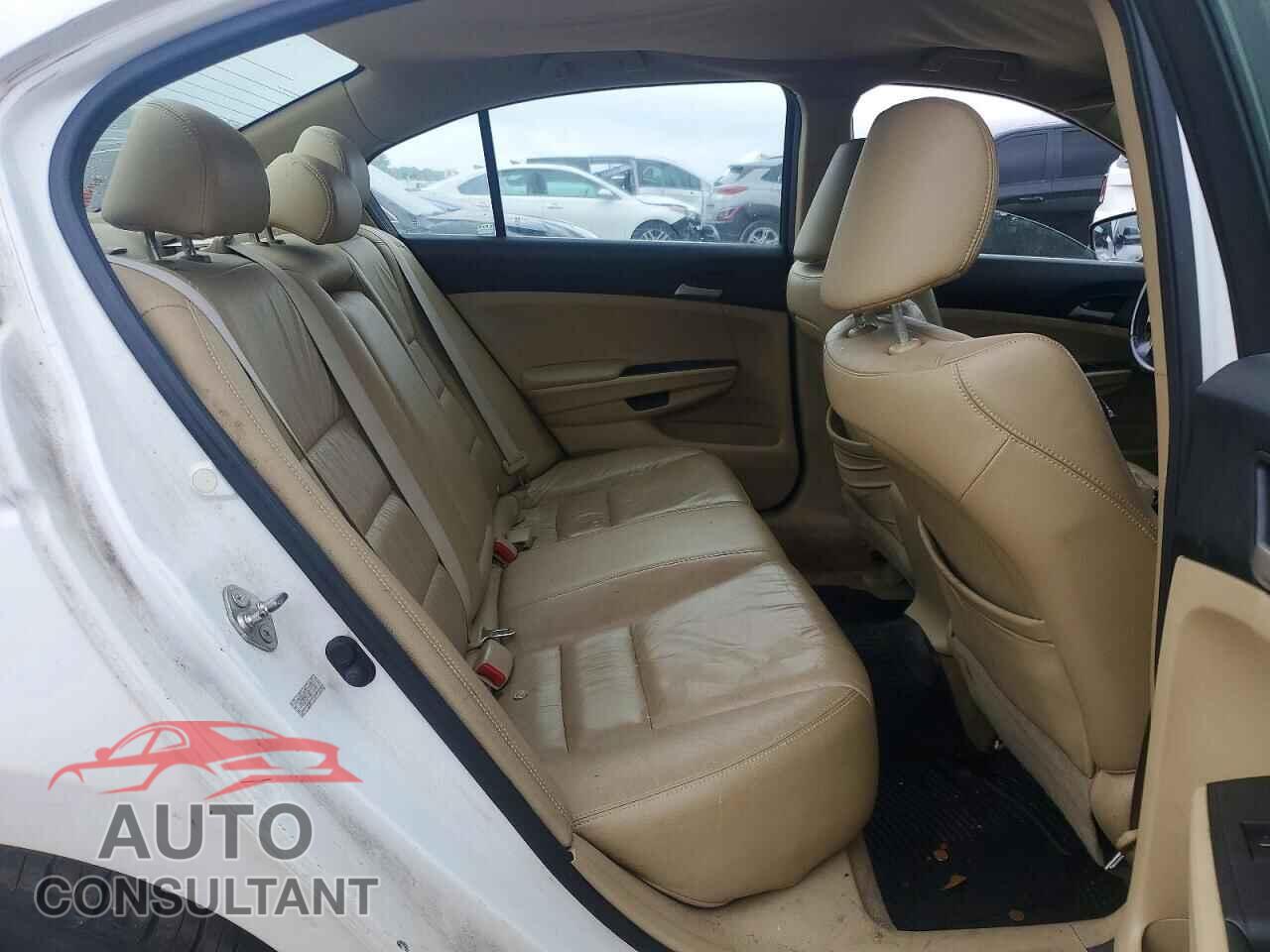 HONDA ACCORD 2011 - 1HGCP2F61BA111719