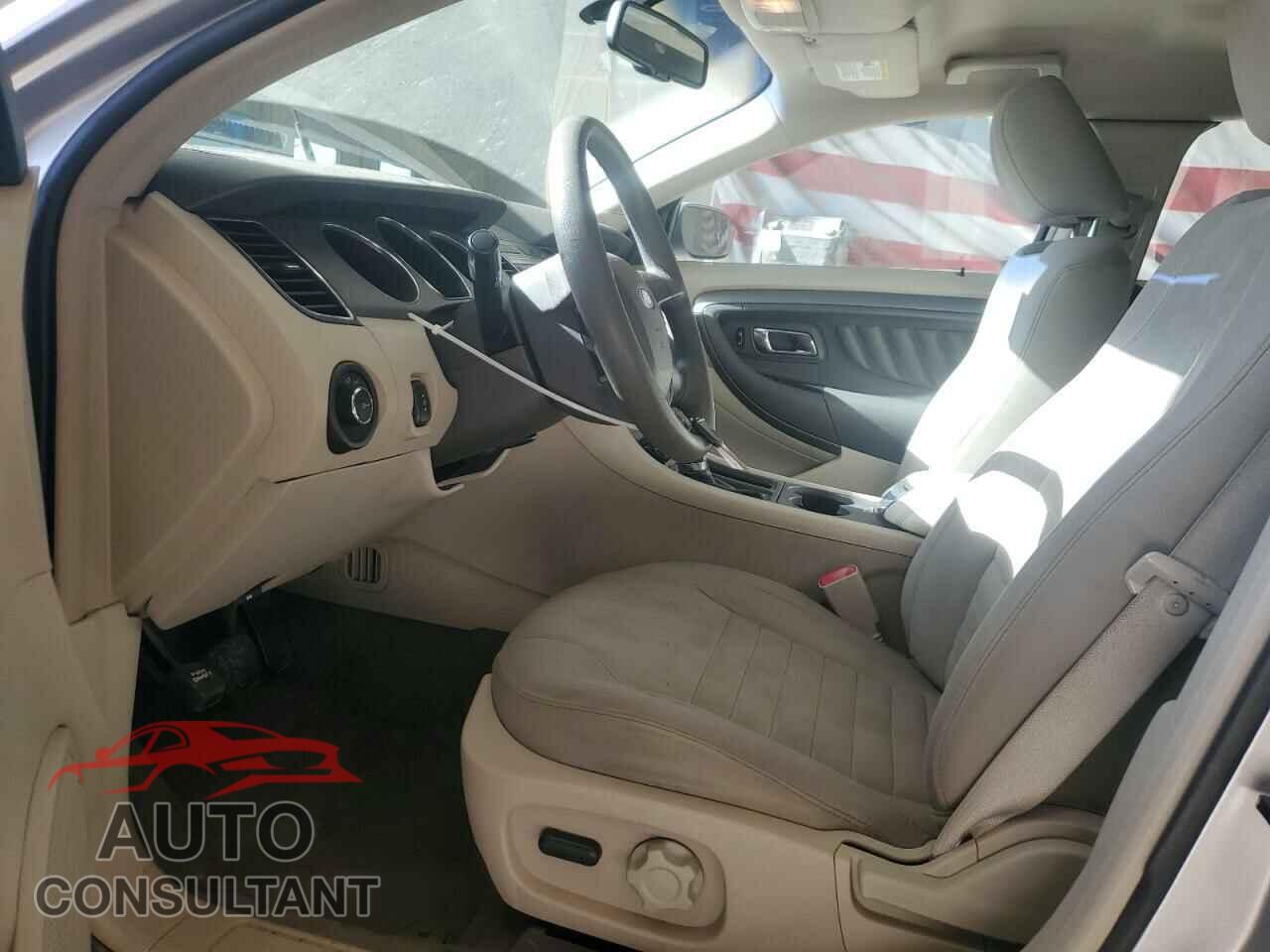 FORD TAURUS 2011 - 1FAHP2DW6BG116196