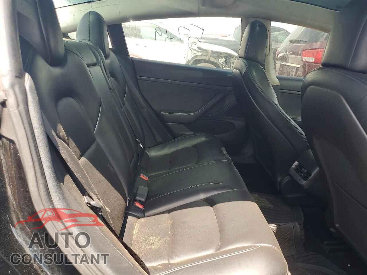 TESLA MODEL 3 2020 - 5YJ3E1EAXLF660803