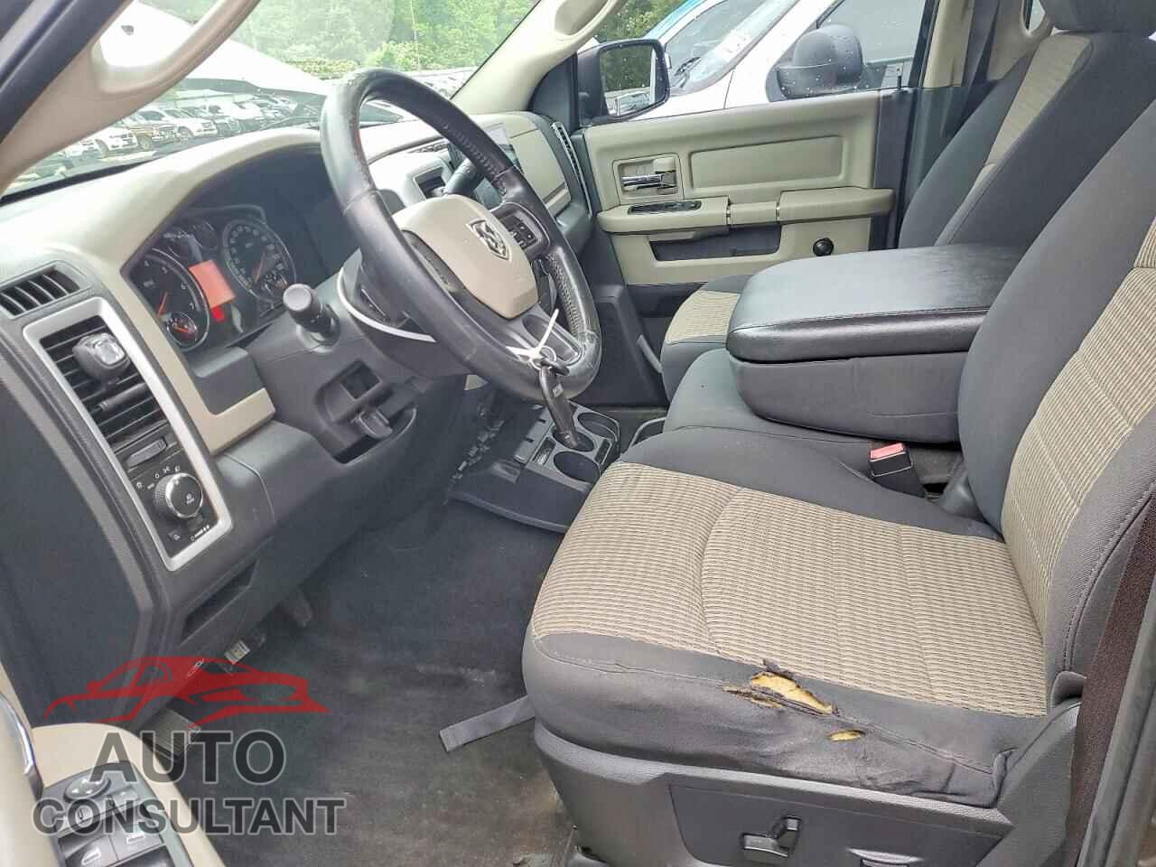 DODGE RAM 1500 2012 - 1C6RD7LT3CS146676