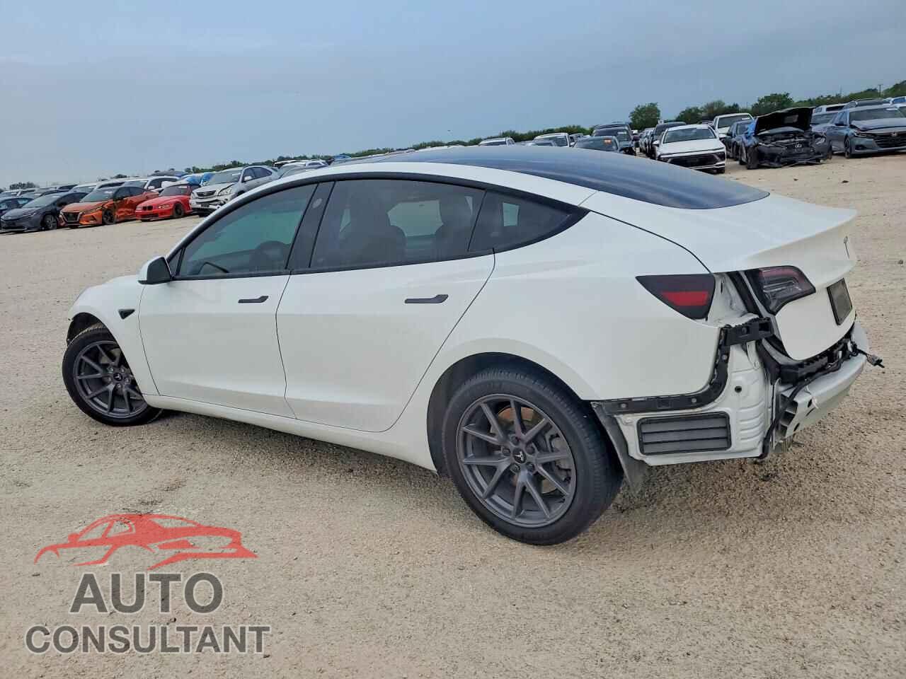 TESLA MODEL 3 2023 - 5YJ3E1EA2PF571457