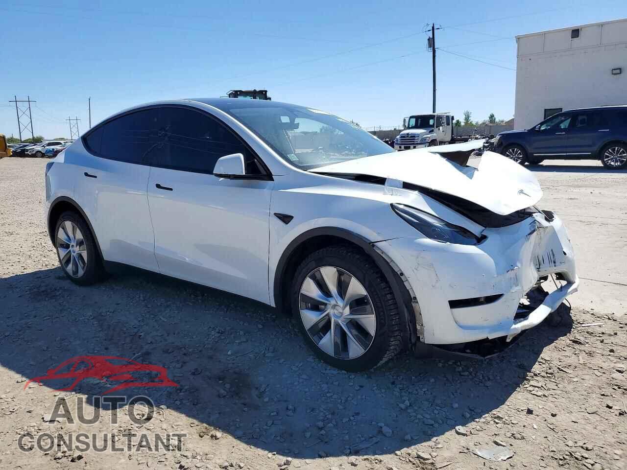 TESLA MODEL Y 2023 - 7SAYGDEE5PF701657