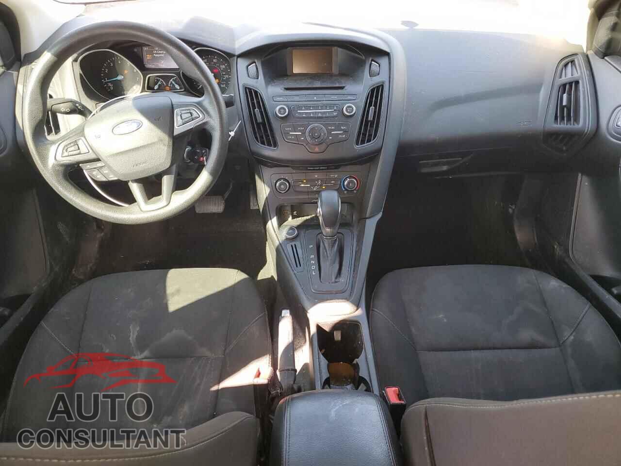 FORD FOCUS 2017 - 1FADP3F29HL328153
