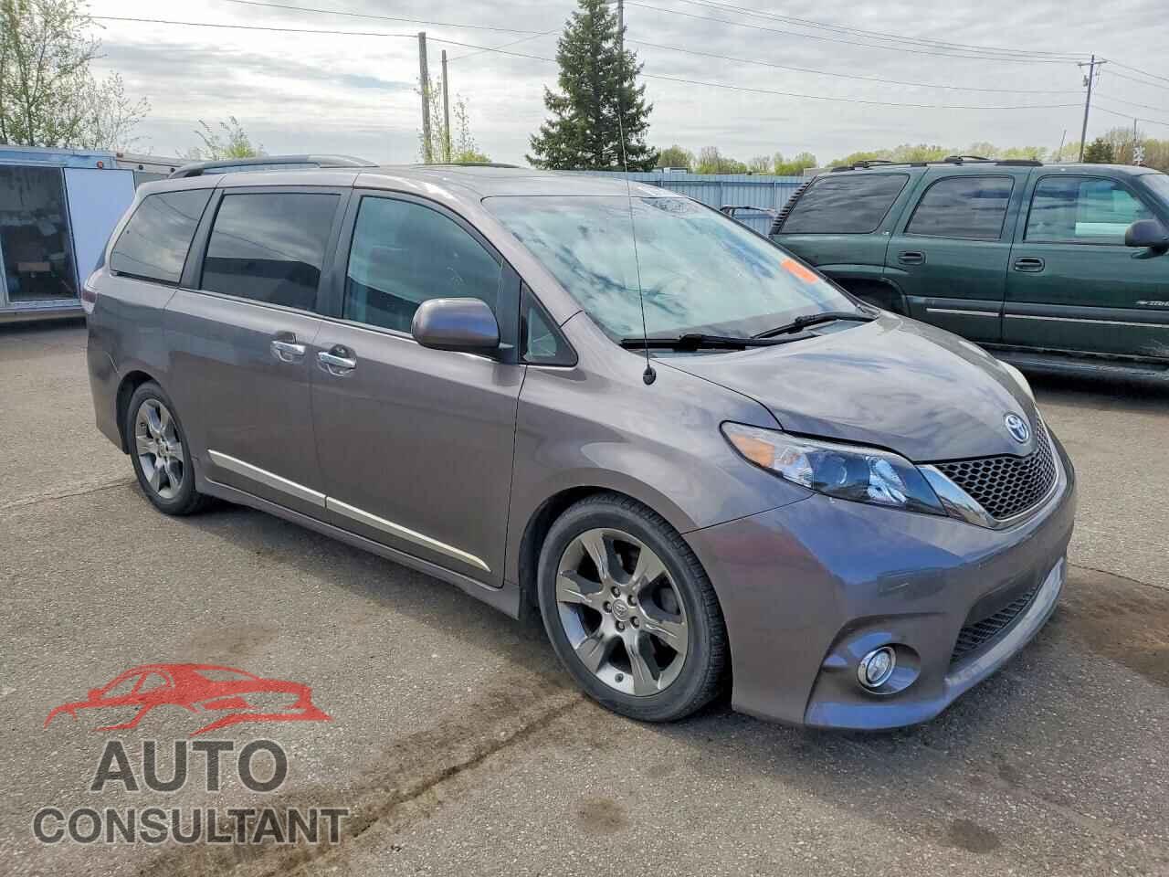 TOYOTA SIENNA 2013 - 5TDXK3DC8DS333760