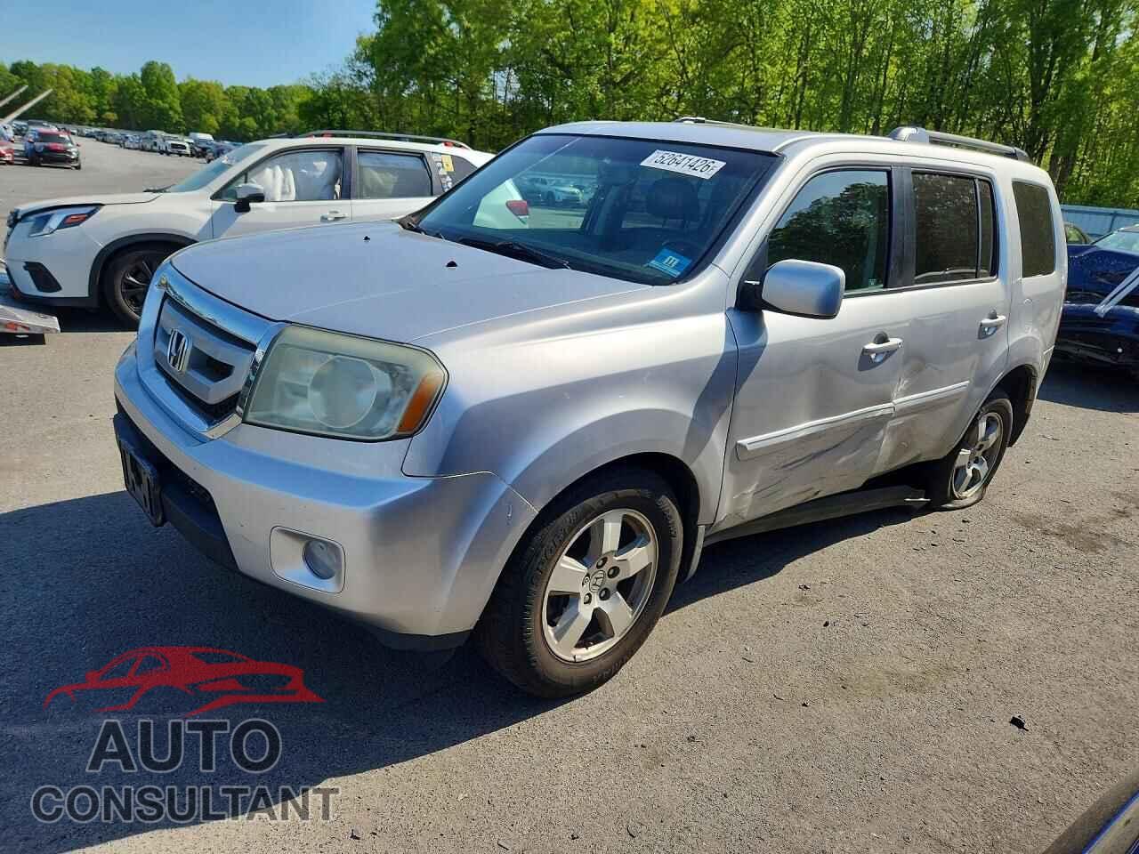HONDA PILOT 2011 - 5FNYF4H50BB048790