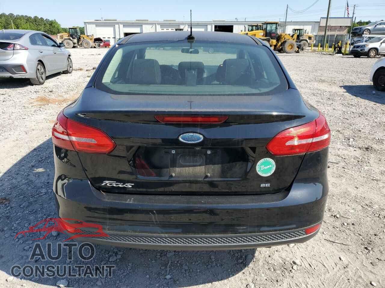 FORD FOCUS 2018 - 1FADP3F29JL316364