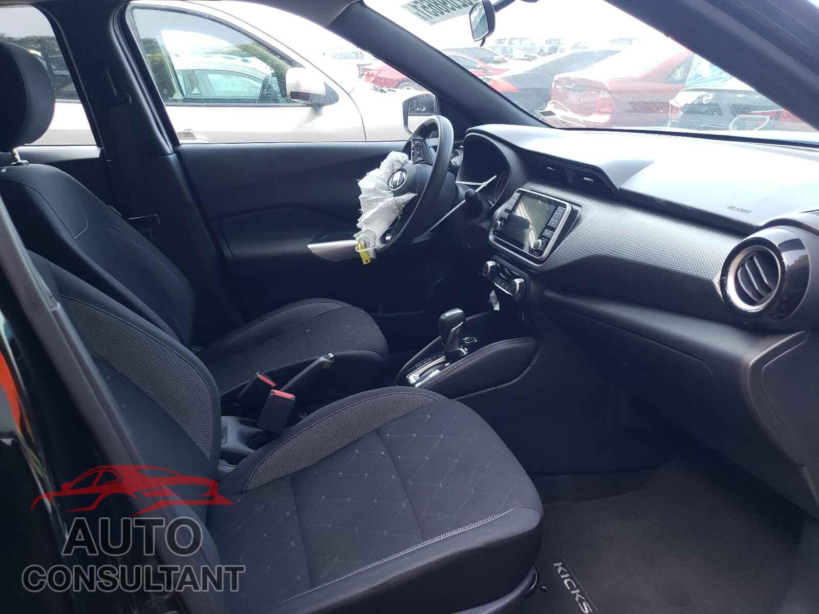 NISSAN KICKS 2019 - 3N1CP5CU3KL553089