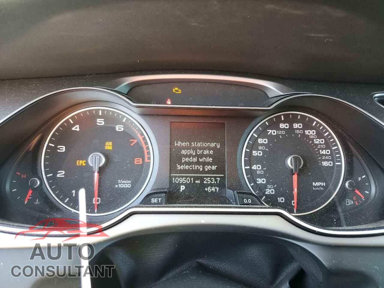 AUDI A4 2013 - WAUFFAFL5DN026468