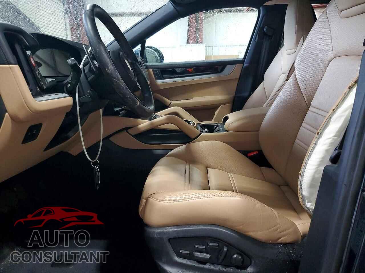 PORSCHE CAYENNE 2024 - WP1BA2AY8RDA55578
