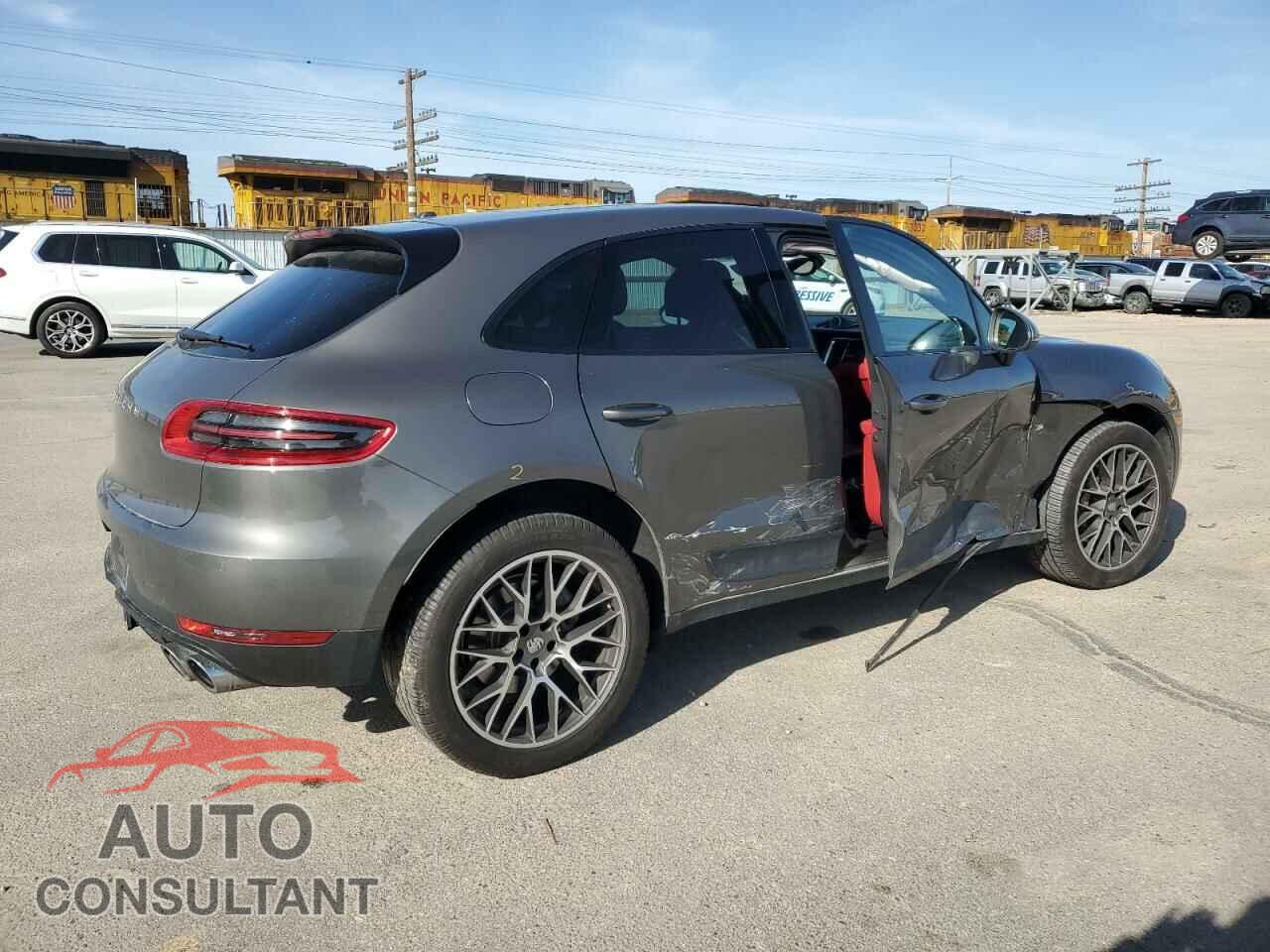 PORSCHE MACAN 2015 - WP1AB2A51FLB70717