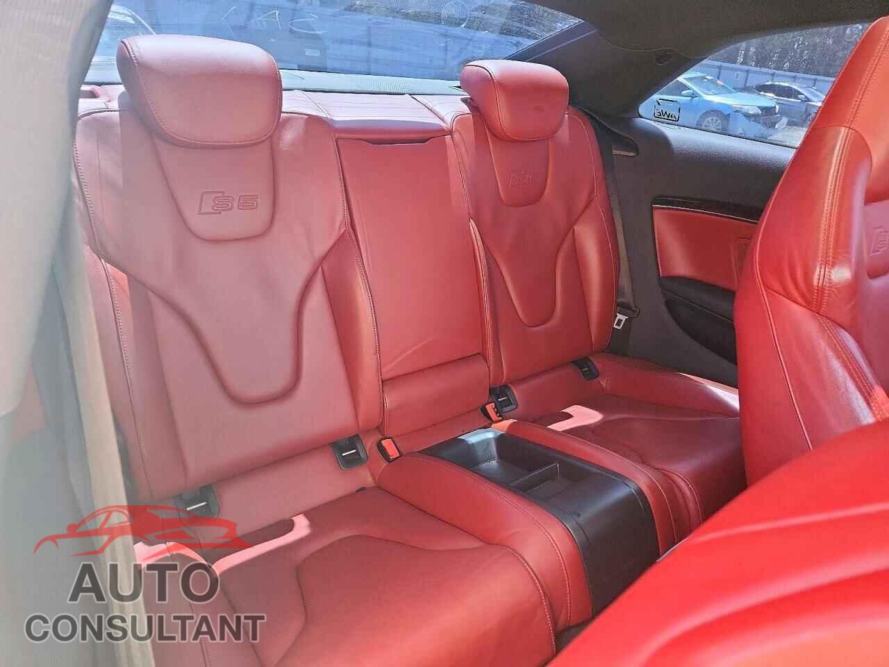 AUDI S5/RS5 2009 - WAURV78T49A001334