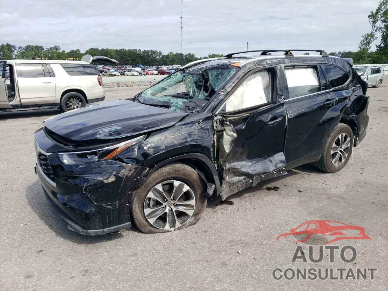 TOYOTA HIGHLANDER 2022 - 5TDHZRAH2NS097028