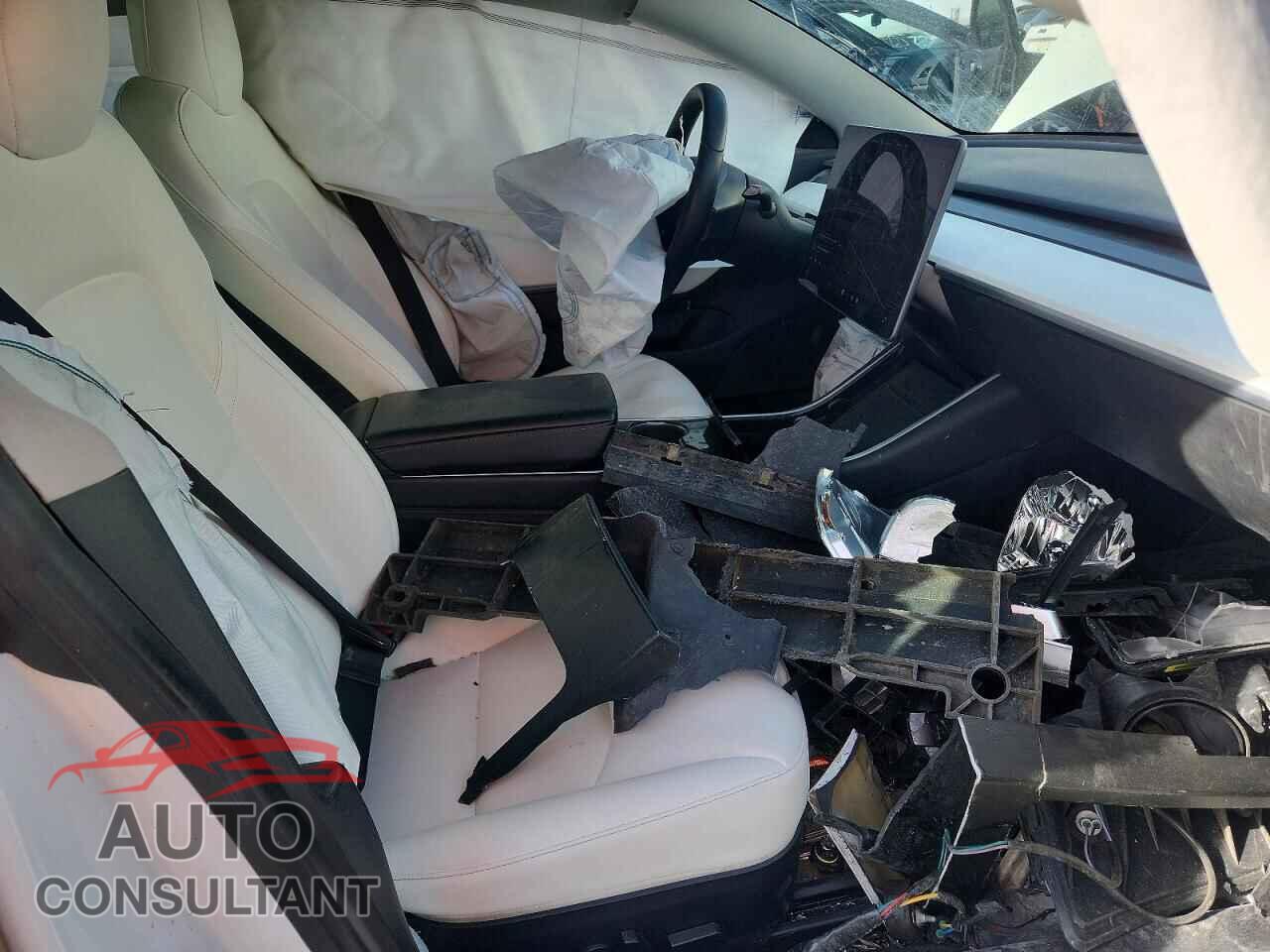 TESLA MODEL 3 2020 - 5YJ3E1EB5LF651502