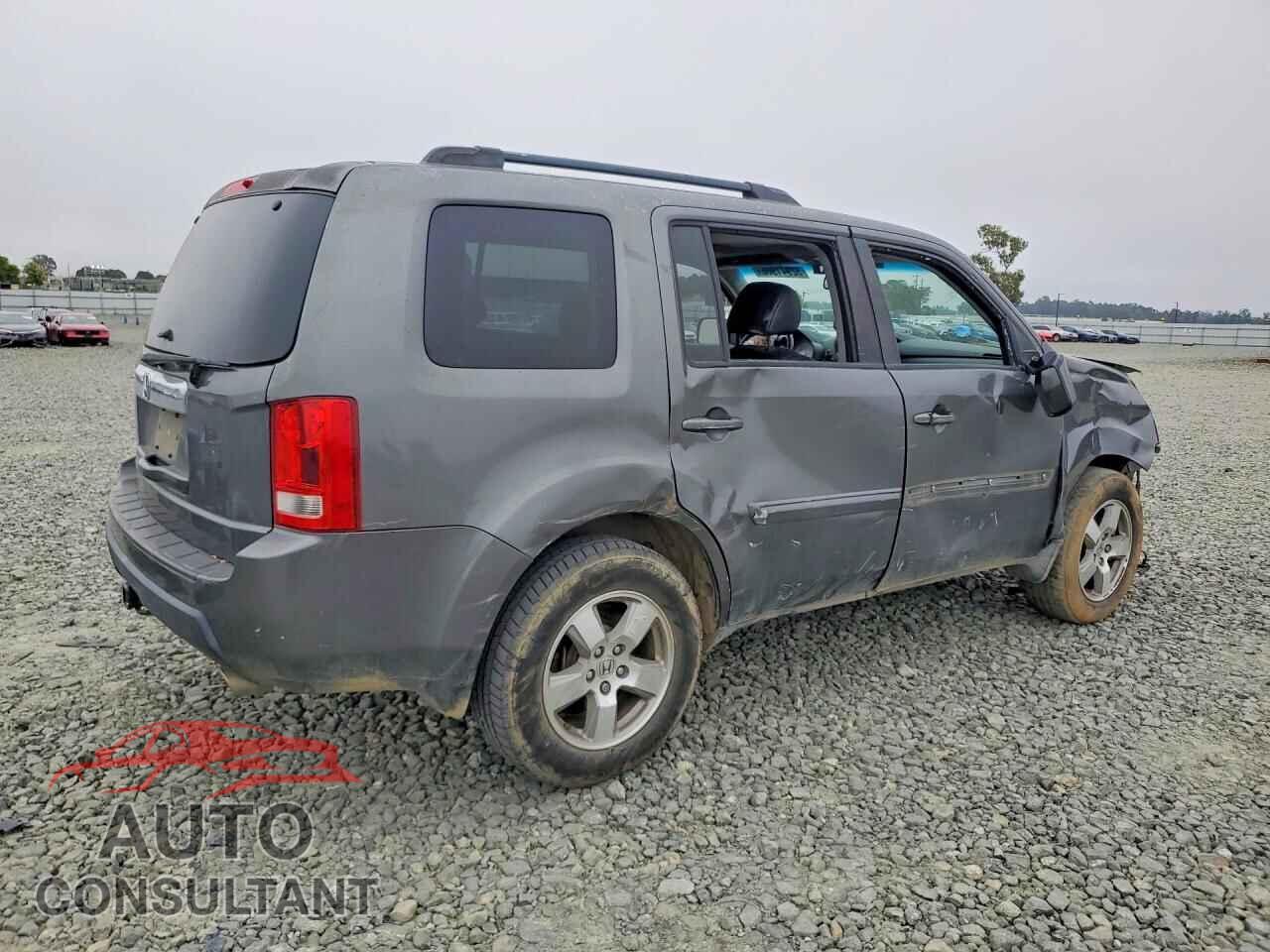 HONDA PILOT 2011 - 5FNYF3H77BB009125