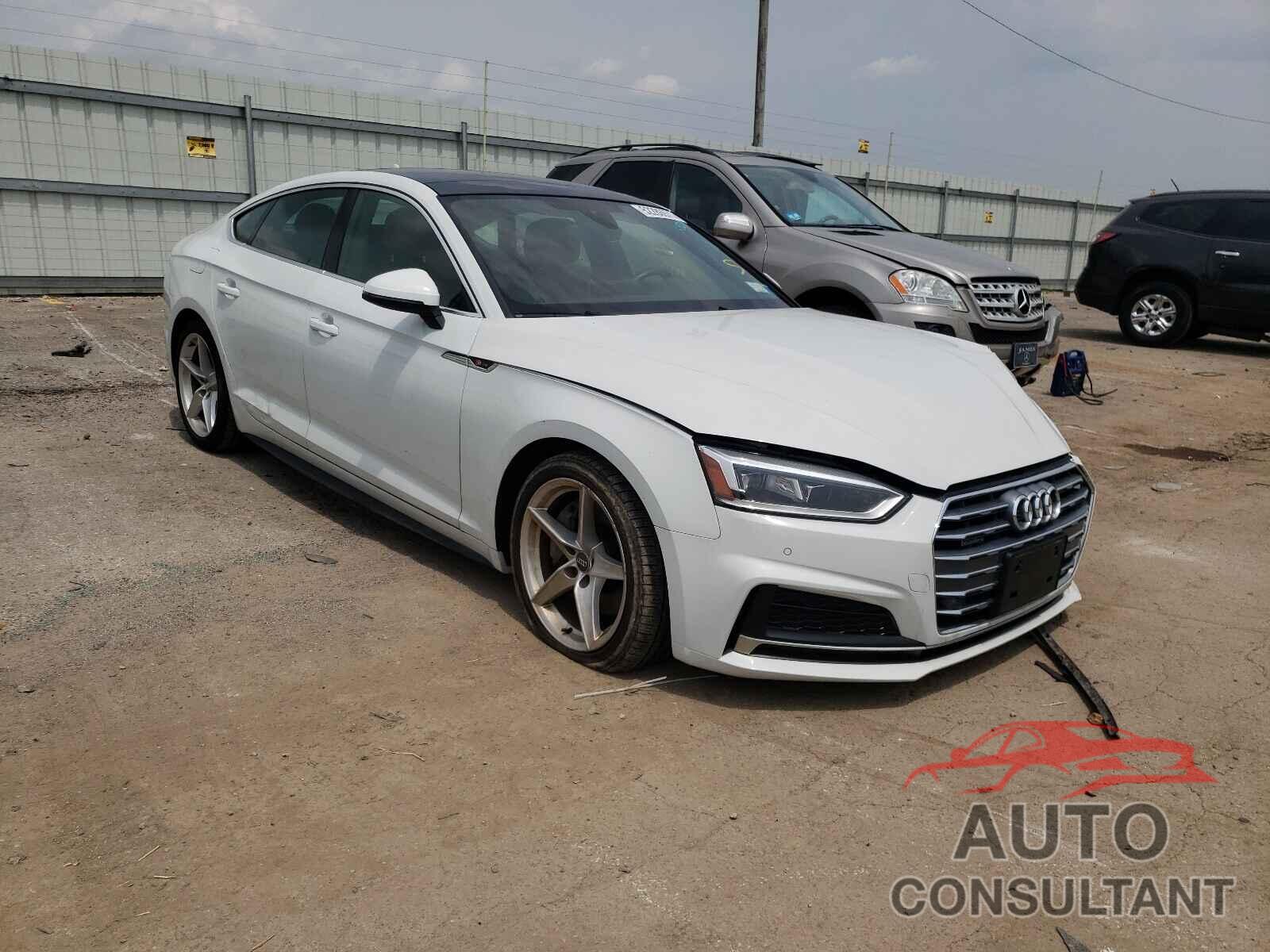 AUDI A5 2018 - WAUENCF50JA136858