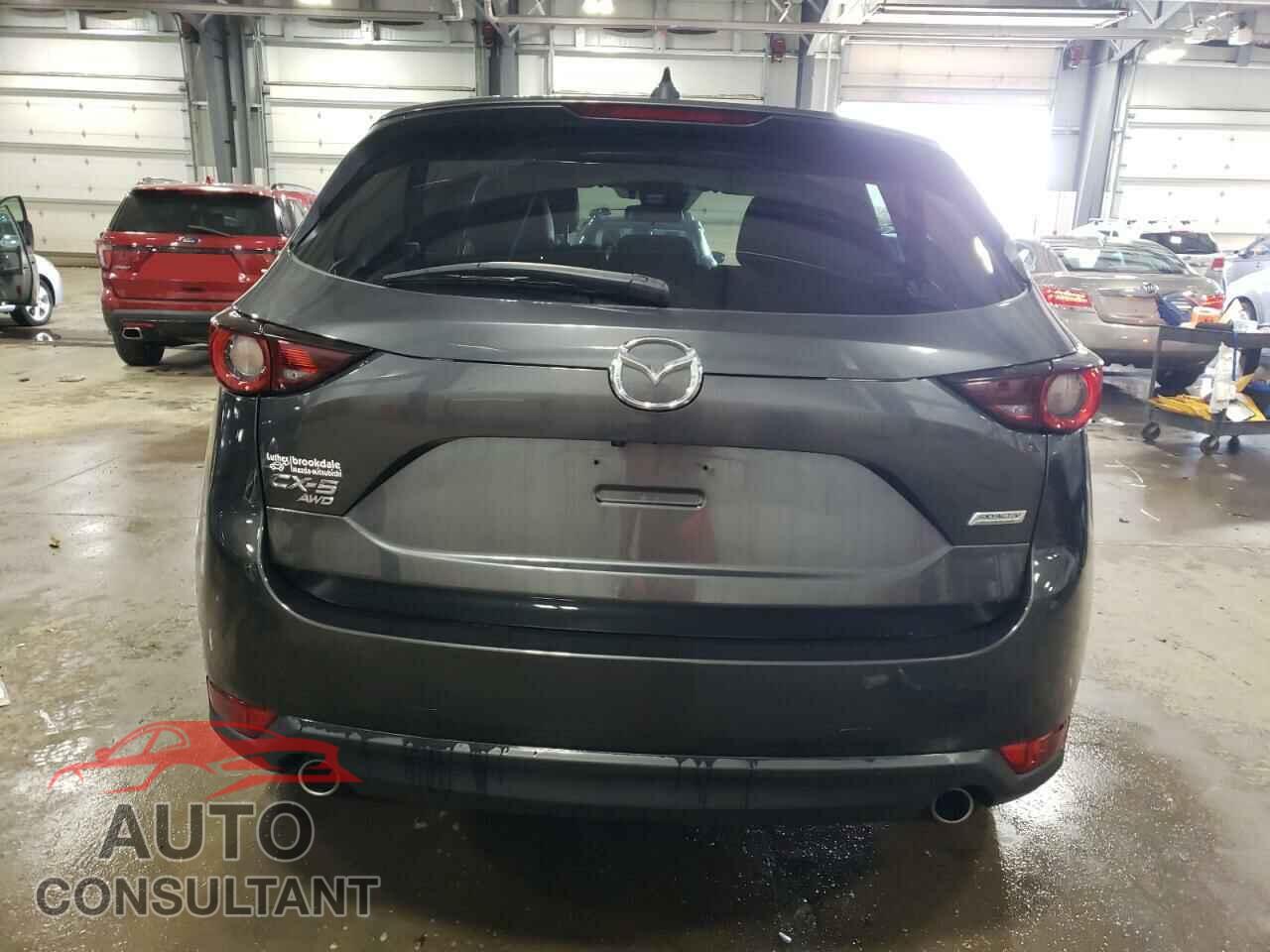 MAZDA CX-5 2018 - JM3KFBCMXJ0462589