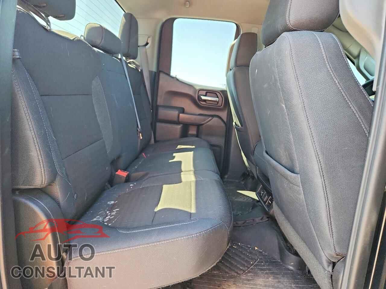 CHEVROLET SILVERADO 2019 - 1GCRYDED9KZ206788