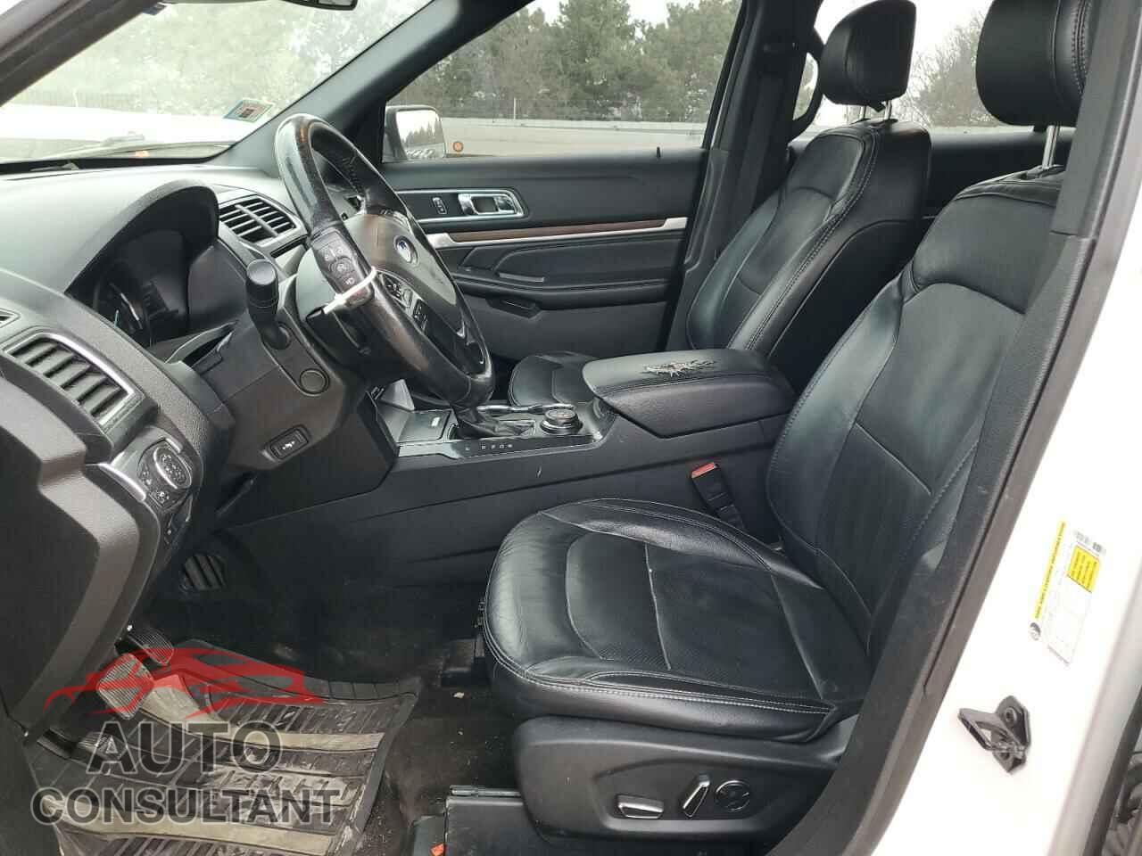 FORD EXPLORER 2017 - 1FM5K8F85HGC18901